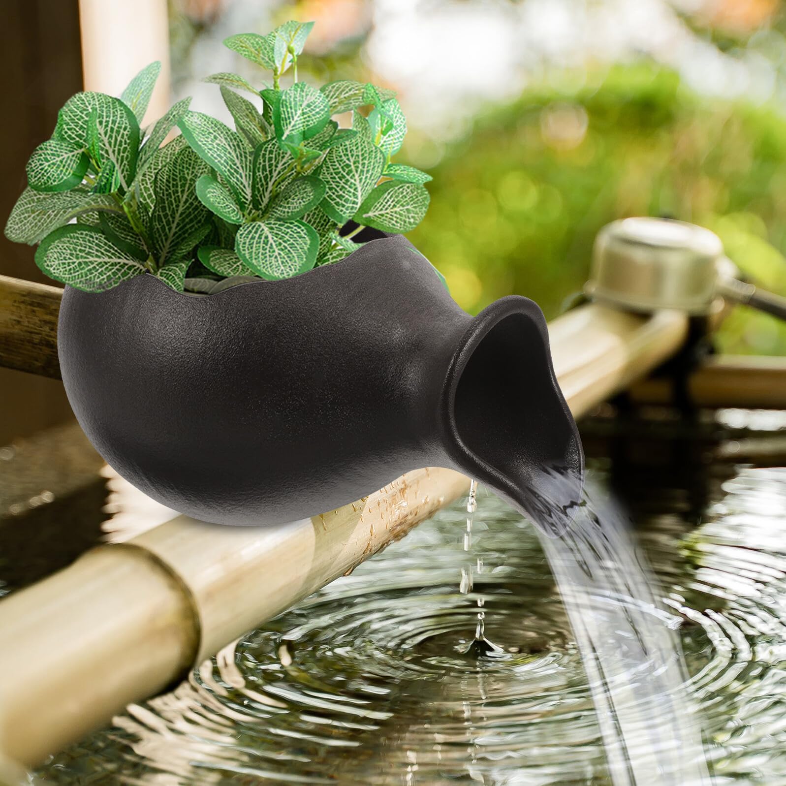 Keramikfilter Brunnenkrug für Gartendekoration Dekorativer Wasserbrunnen ohne Pumpe Keramikgefäß mit Wasserfallmotiv für Teich und Außenbereich