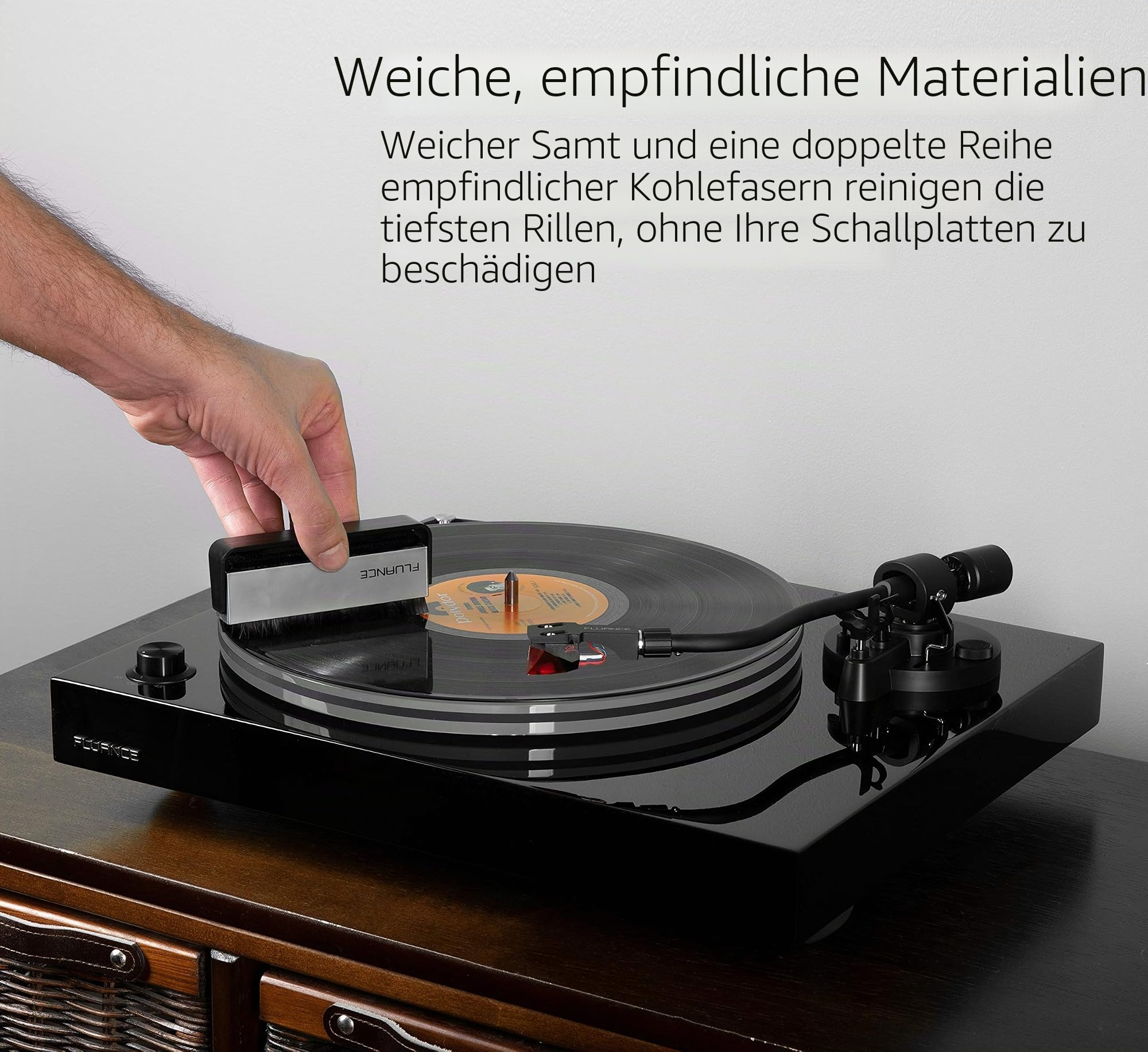 Fluance Reinigungsset für Schallplatten und Eingabestift, mit 2-in-1 antistatischer Kohlefaser und weicher Samt-LP-Bürste und Eingabestift-Bürste (VB52)