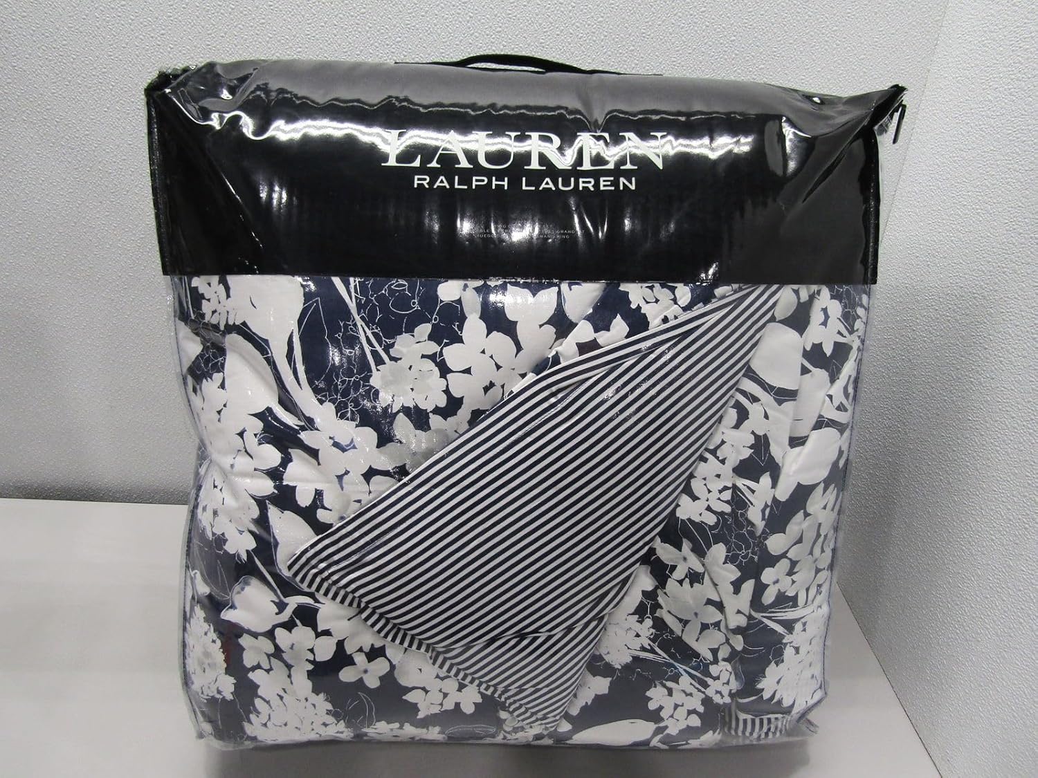 Lauren Ralph Lauren Reese 3 pc Full Queen Comforter Set Shams (Navy, Queen)