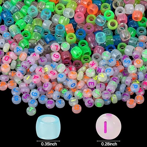 Miniatura 5 de Neng-Q 1500 cuentas de pony que brillan en la oscuridad a granel de 4 x 7 letras del alfabeto, cuentas de pelo para niñas, cuentas de plástico