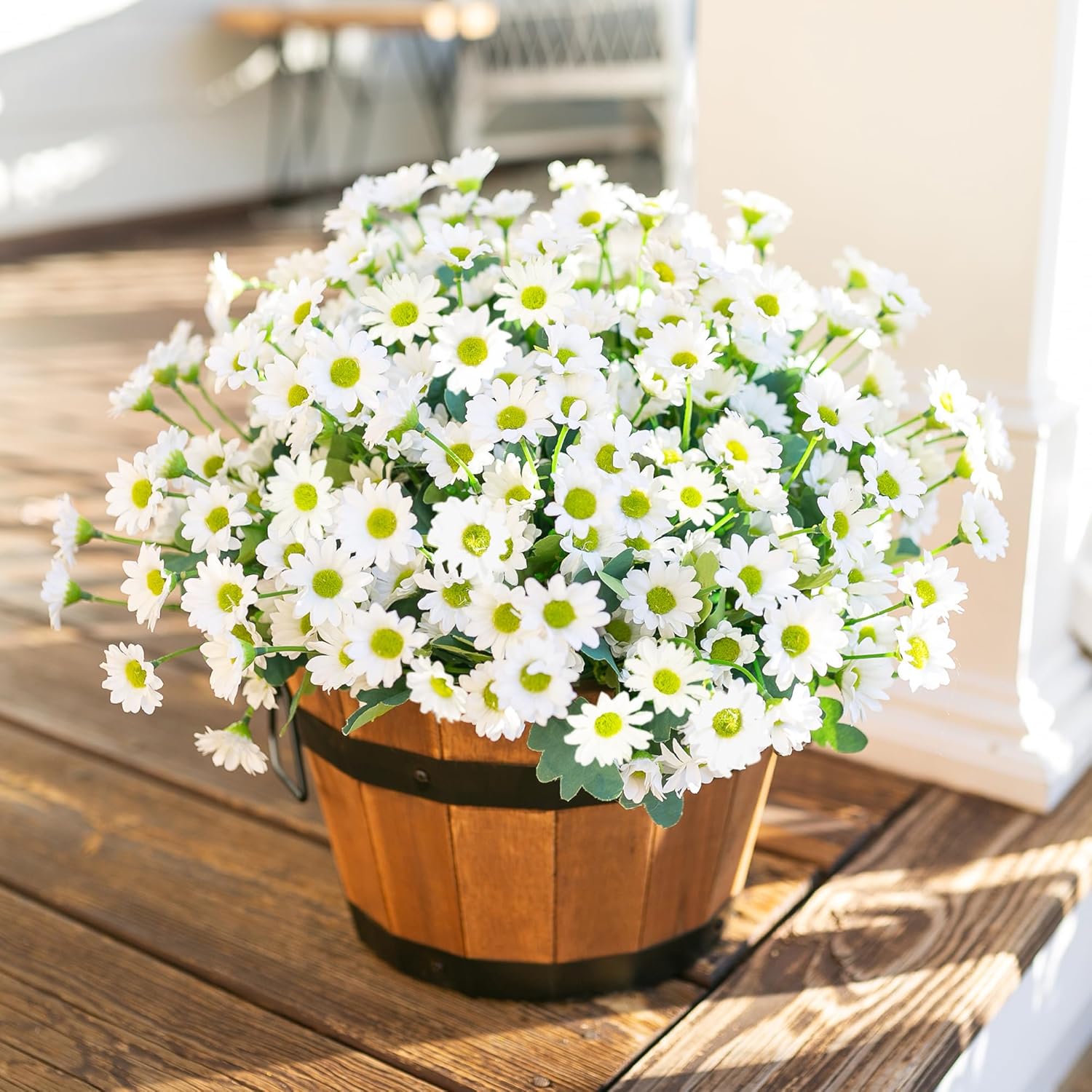 Daisy Artificial Flowers for Outdoors Decoration, 6 Bundles Fake Plants Flowers Bouquet Faux Flowers for Outdoor Planter Look Real UV Resistant Silk Flowers for Outside Front Door Porch Patio, White