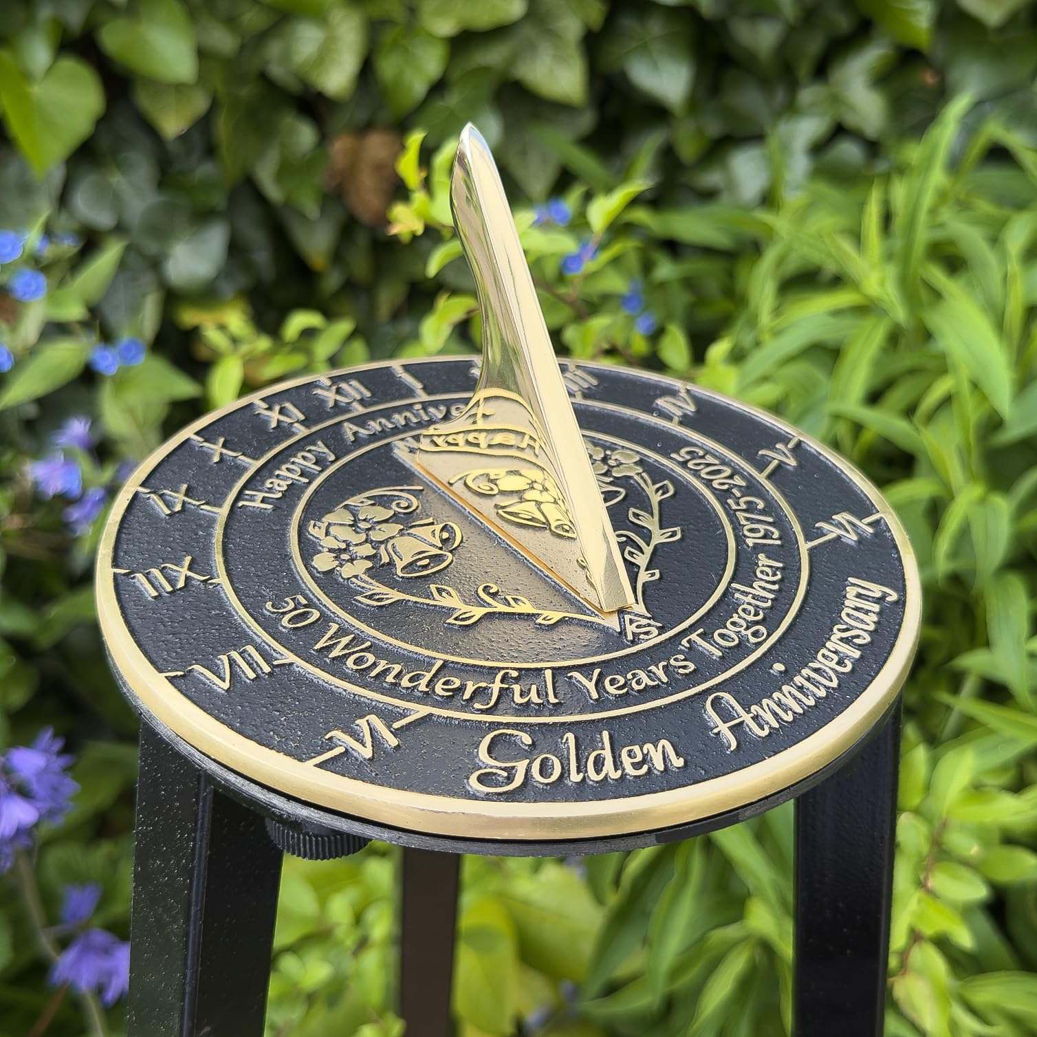 Meridiana regalo per anniversario per il 50° anniversario di matrimonio d'oro nel 2025, decorazione per la casa in metallo riciclato o idea regalo per il giardino, fatta a mano nel Regno Unito per