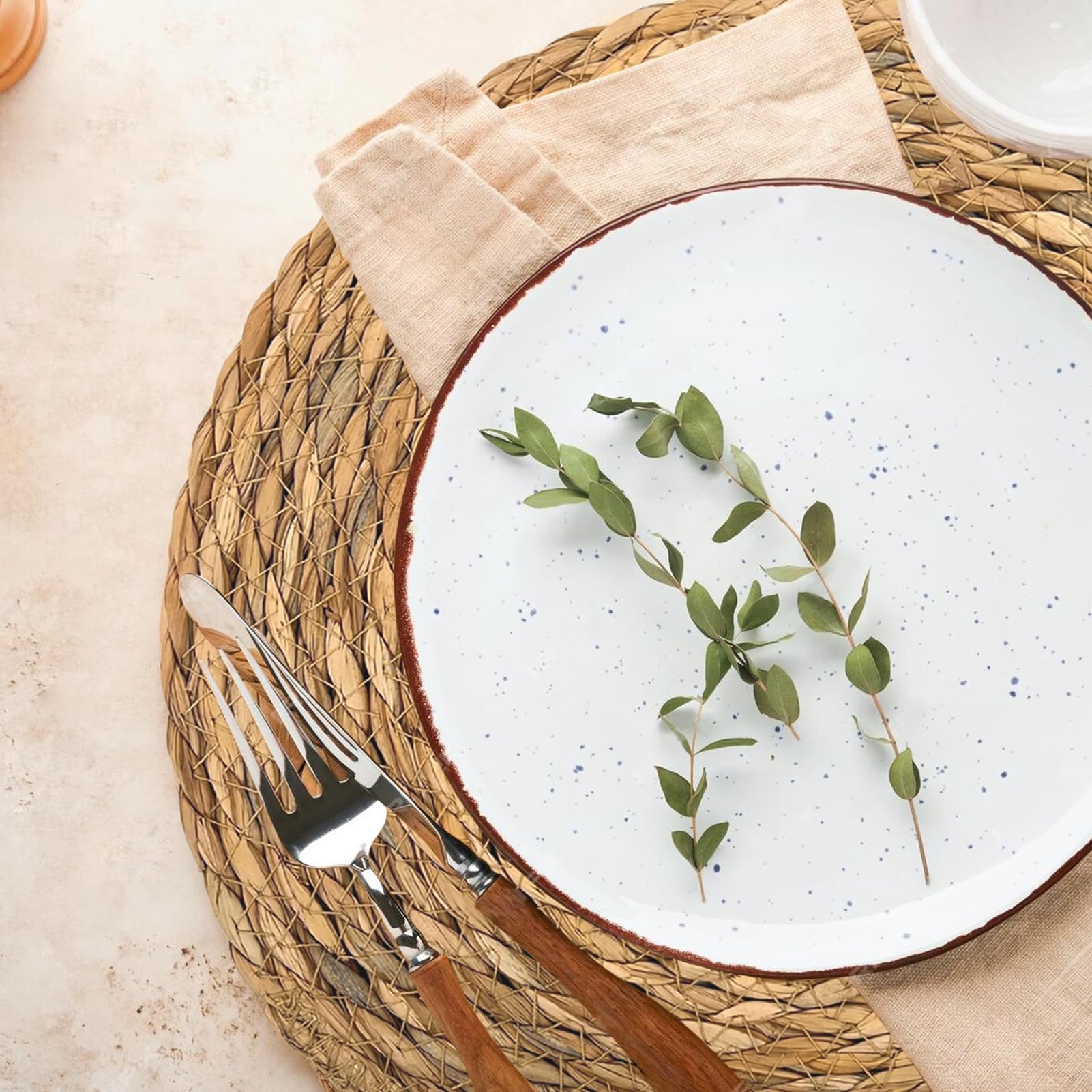 Lot de 12 sets de table ronds tissés, style Boho naturel, 30 cm, résistants à la chaleur, antidérapants, style ferme rustique, tressés tissés à la main – Pour table à manger, fête, mariage – Bulrush