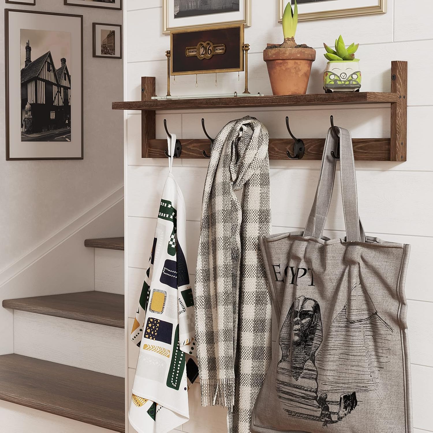 BAMEOS Gancio appendiabiti in legno a parete - Mensola lunga 73,5 cm con 5 doppi ganci in metallo, gancio per indumenti per ingresso, bagno, soggiorno, camera da letto, cucina, decorazione e