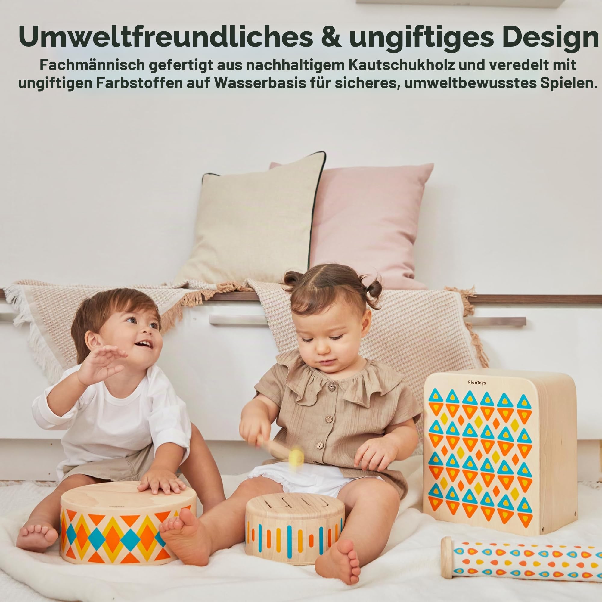 PlanToys Schlagzeug Kinder - Trommel Kinder - Musik Spielzeug ab 1 Jahr - Kindertrommel aus Holz - Kinderschlagzeug inkl. Trommelstock mit Gummikopf -Beige (Beige)