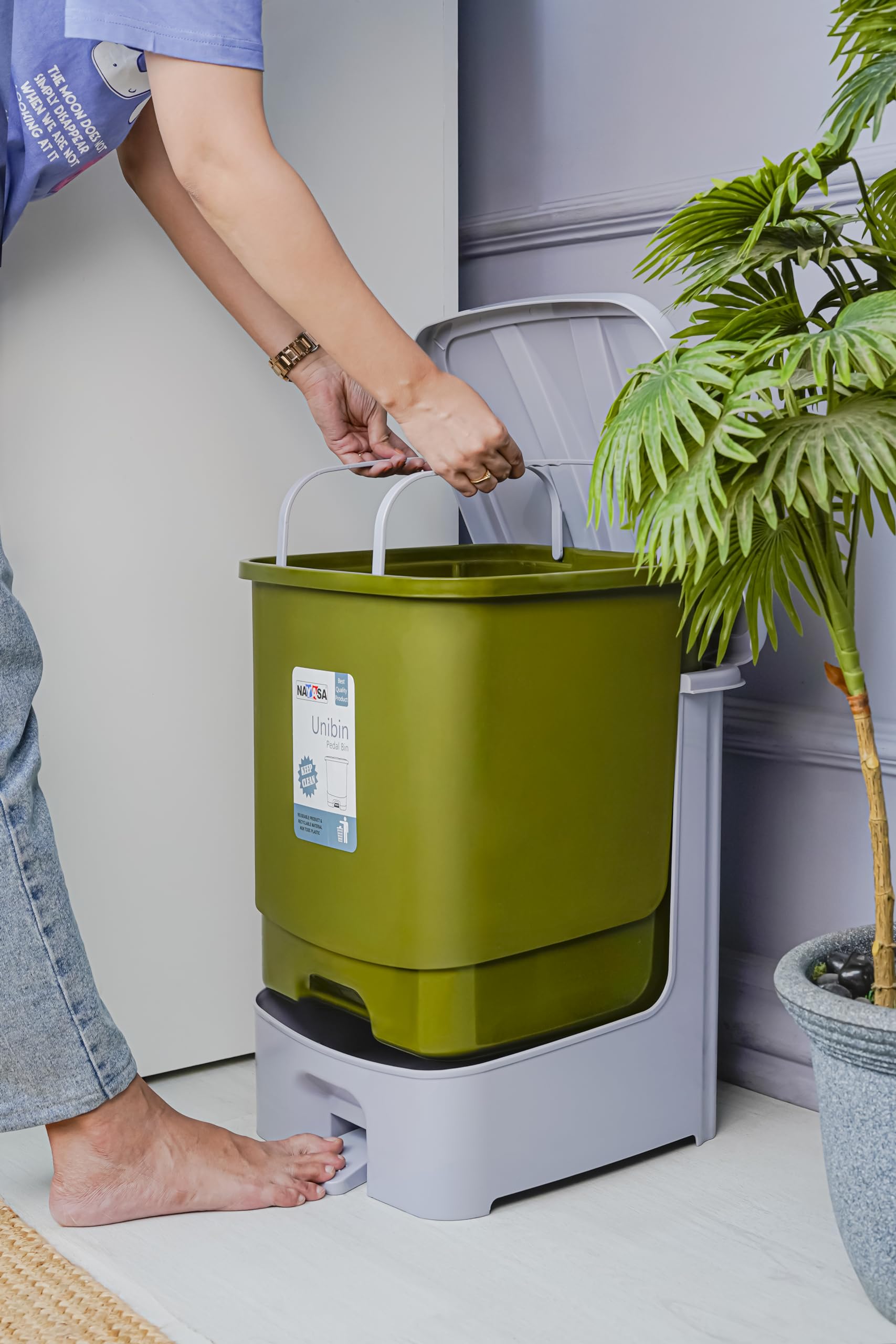 Nayasa 20L Square Dustbin - Pedal & Handle -10