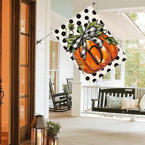 Miniatura 5 de AVOIN colorlife Bandera de casa con monograma de otoño con letra D, diseño de lunares, calabaza, de 28 x 40 pulgadas, doble cara exterior, pequeña