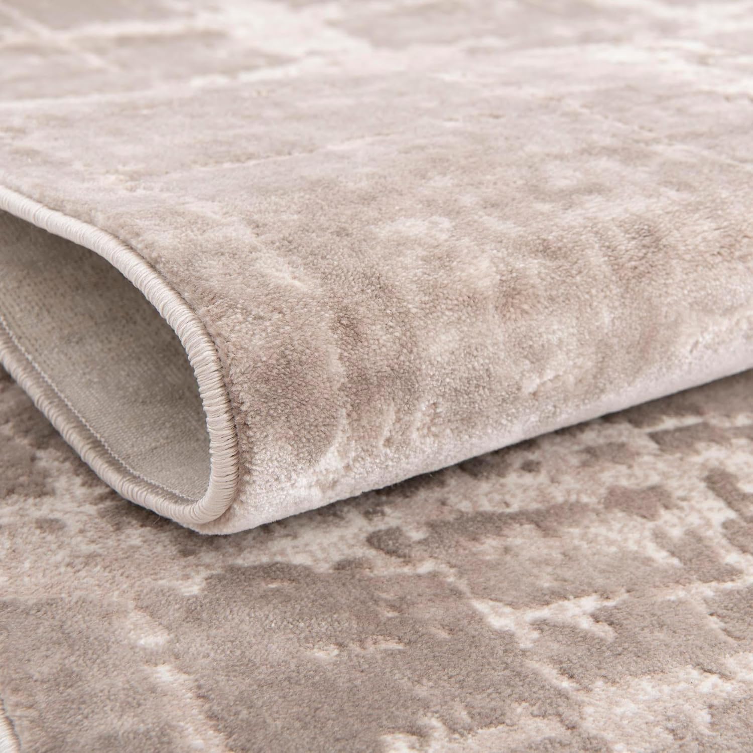 Rugs.com Uptown Collection Rug – 5x8 Light Brown Medium-Pile Rug Perfect for Bedrooms, Dining Rooms, Living Rooms