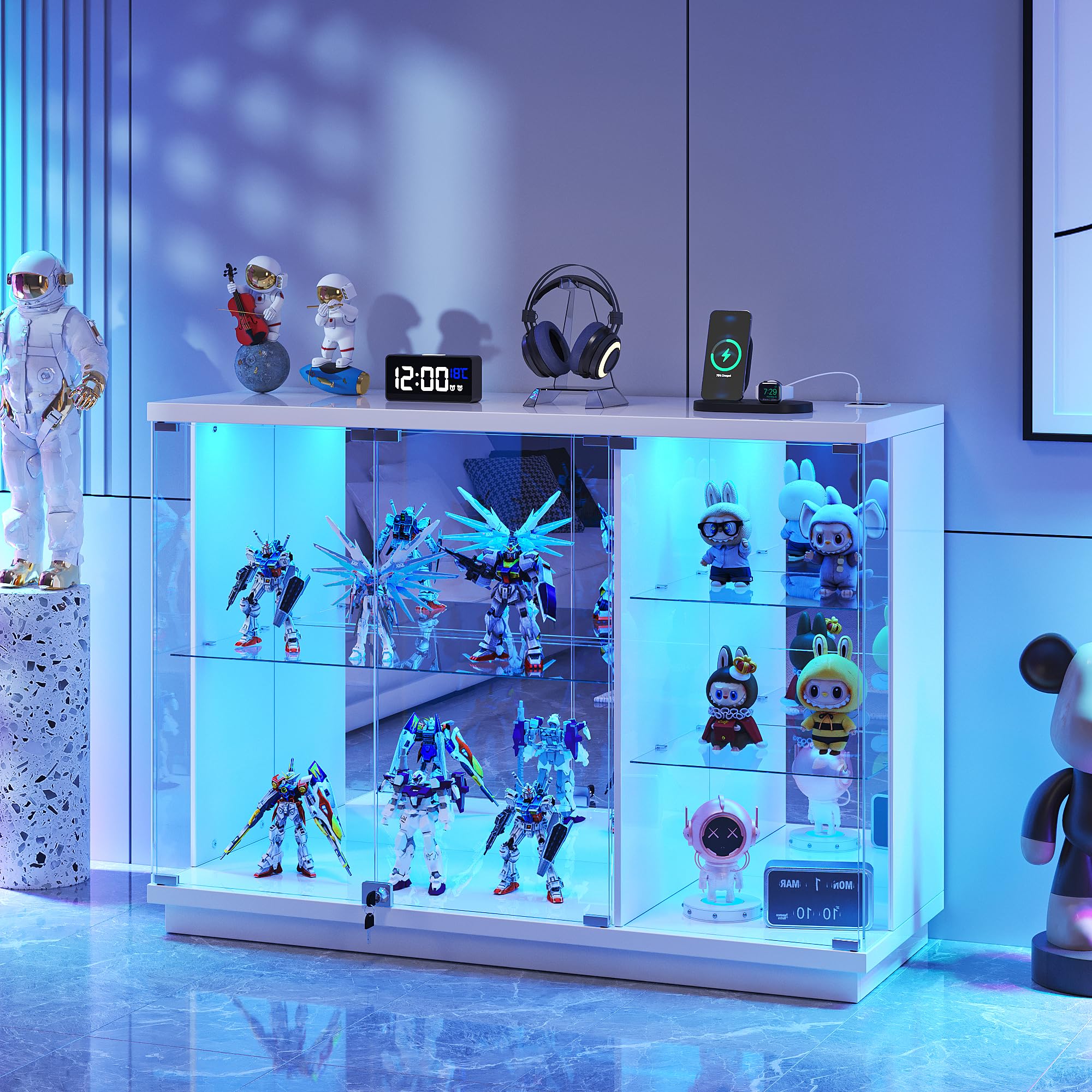 Vitrine mit LED Beleuchtung, Intelligente Sensorik für Wohnzimmer,Weiß | Vitrinenschrank mit Abschließbar Glastüren,Glasvitrine mit 3 Lagen Sammlervitrine für Schlafzimmer Büro,Studie