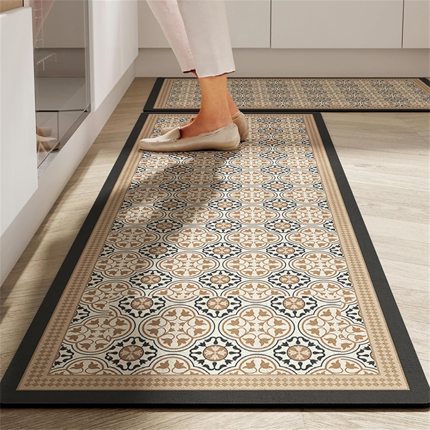 Kitchen Anti Slip Mat for Floor, Waterproof Washable Kitchen Mats, Non Slip Kitchen Floor Mats for Home, Soft Mats for Kitchen, Kitchen Mats for Floor Anti Slip Mat (Cream and Black)-image-34