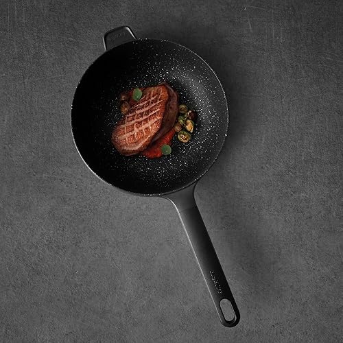 Miniatura 6 de BergHOFF GEM - Sartén antiadherente de aluminio fundido de 10 pulgadas, 3.0 cuartos de galón, mango negro que se mantiene fresco, lazo para colgar,