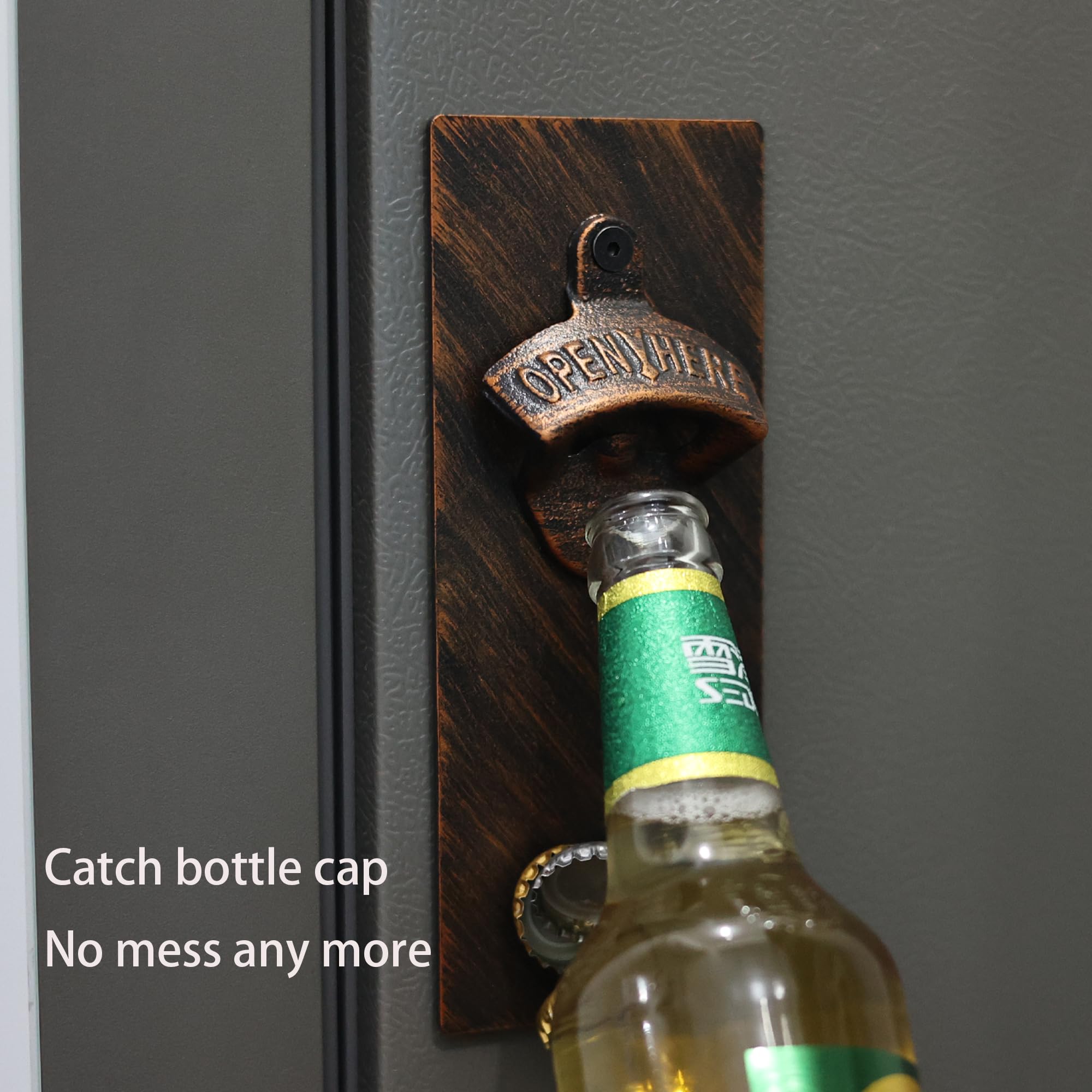 Abridor de botellas de hierro fundido antiguo montado en la pared con tapa magnética y tablero de metal para refrigerador (cobre antiguo)