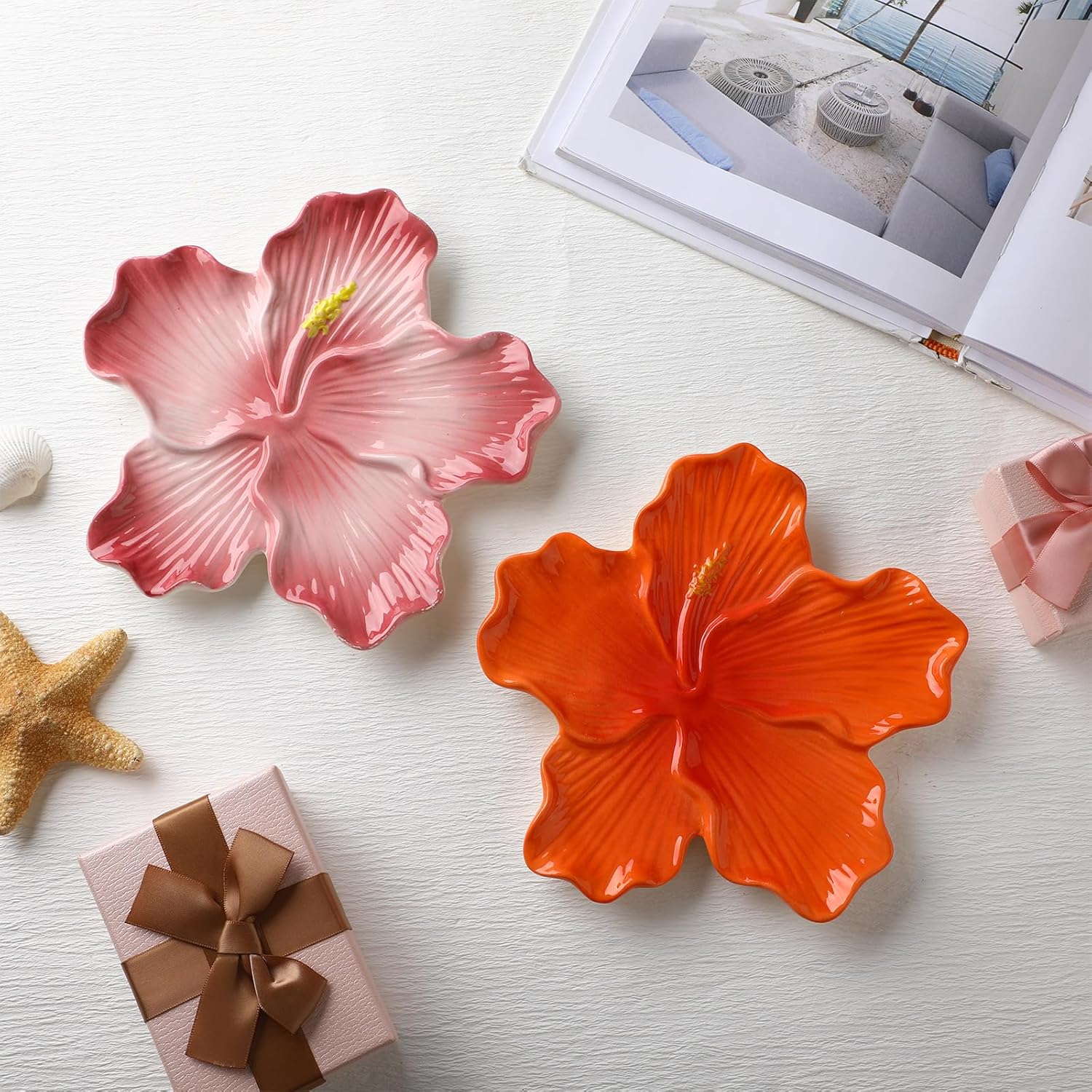 Maysing 2 Pcs Ceramic Flower 3D Wall Art Hibiscus Wall Hanging Sculpture Hawaiian Rustic Tropical Flower Walls Decor Modern Arts Gifts for Living Room Home Office 7.87 Inch