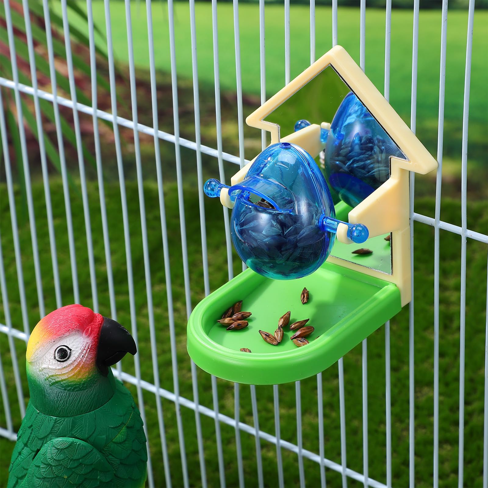 Mikikit Papageienspielzeug Futter Trainingsspielzeug aus Metall und Kunststoff Langlebiges Vogelfutter Spiel für Haustiere Pädagogisches Vogelspielzeug mit Futterleckage Zufällige Farbe
