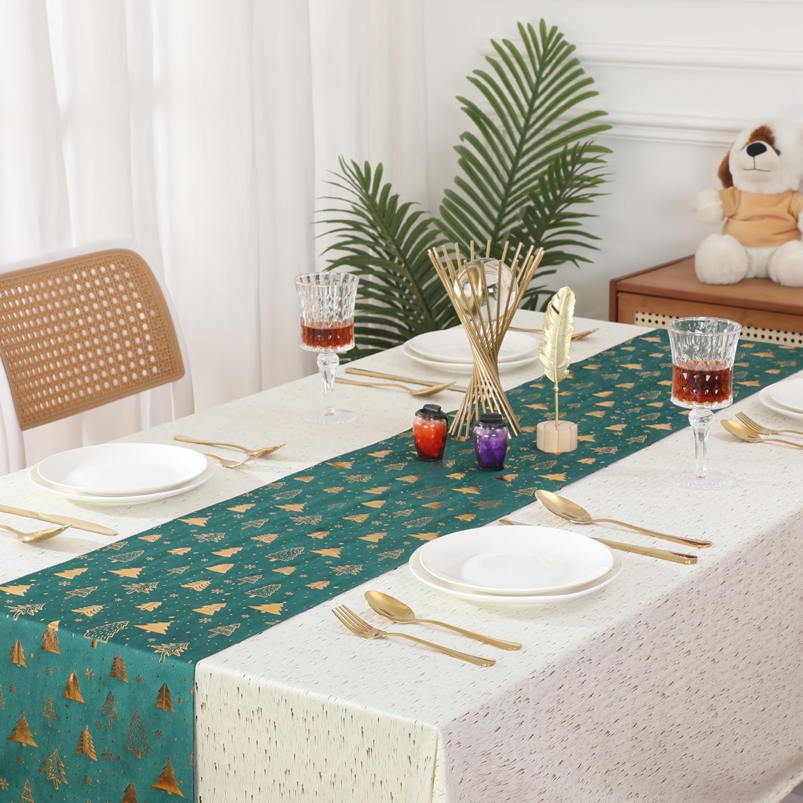 Christmas Table Runner - Christmas Table Decoration Christmas Tree Velvet Gold-Stamped Table Runner Reversible Washable Green
