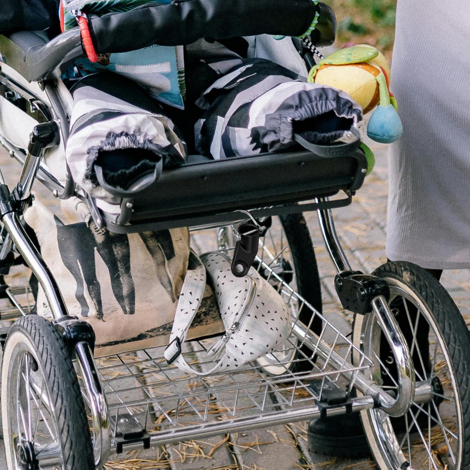 BESTonZON Fahrradanhänger Kupplung Adapter Metall Robuste Anhängerkupplung für Haustieranhänger Einfache Montage Sicherer Halt Kompatibel mit Meisten Fahrrädern