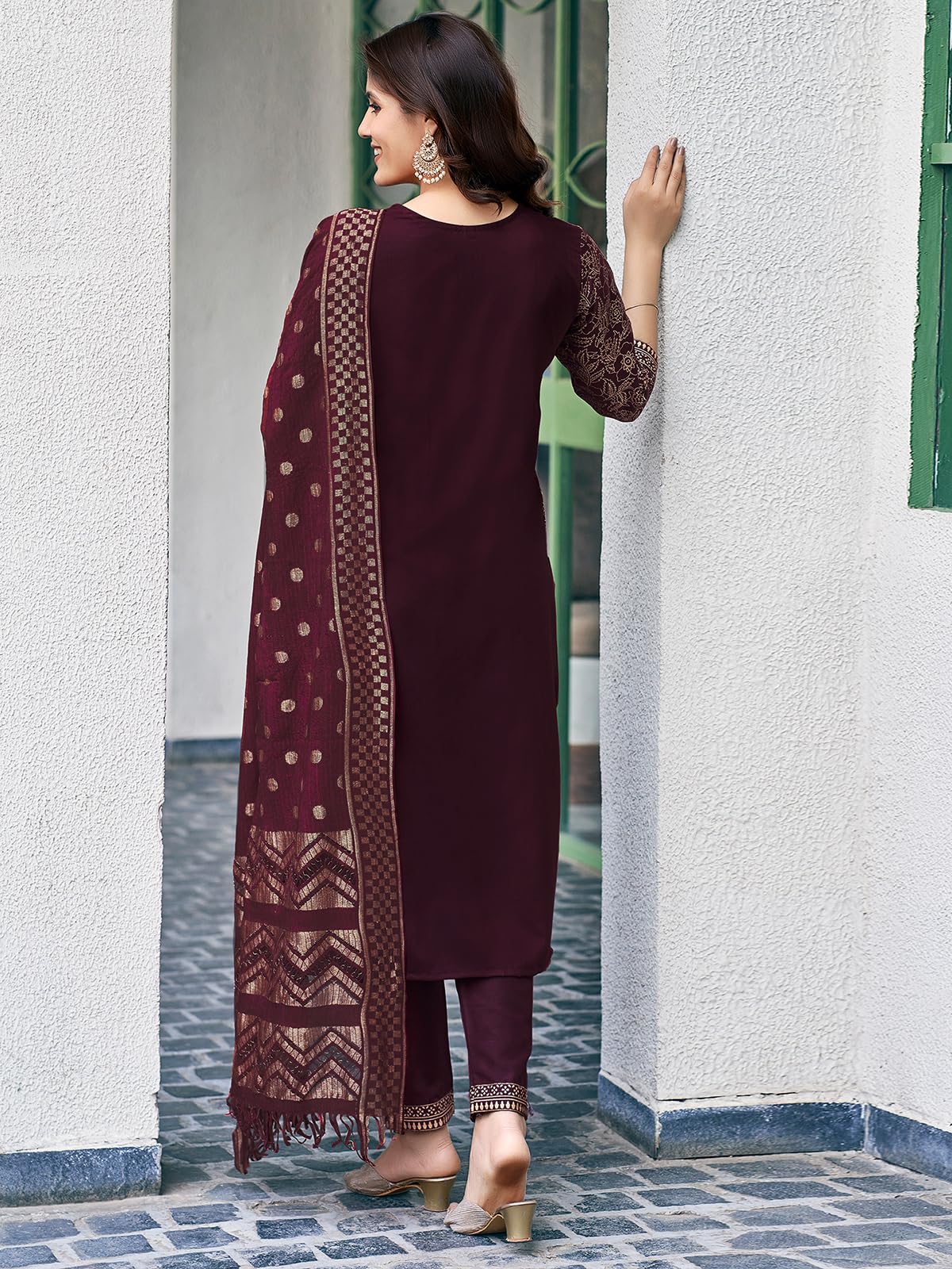 Sanisa Women's Art Silk Foil Printed Straight Kurta With Pant And Woven Dupatta (137Kbd1480Nz-Xxl_Wine)