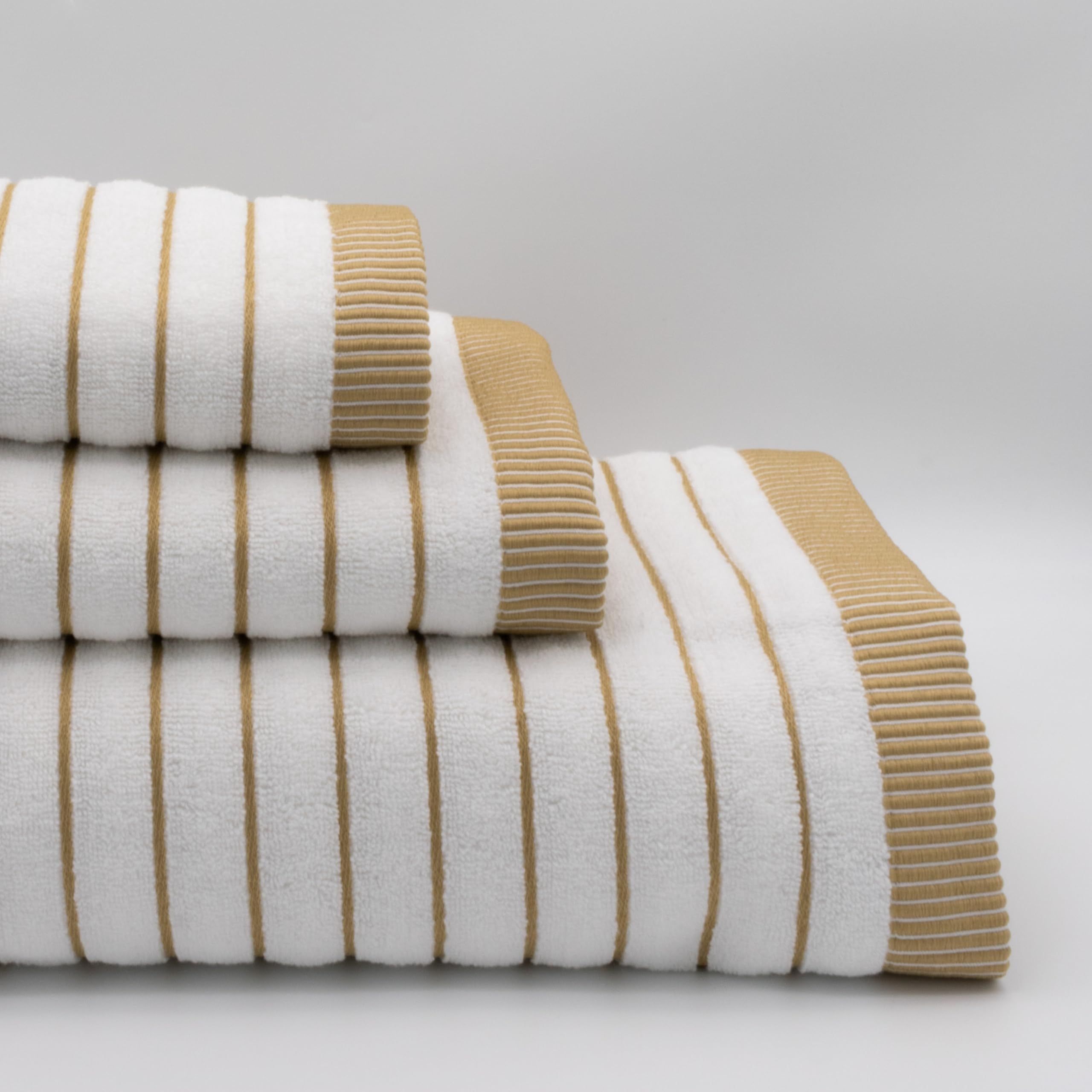 Ensemble de 3 Serviettes Crème à Rayures de 600 g/m² - Serviette de Bain, Serviette à Main et Serviette de Lavage - Douces et Très Absorbantes, Séchage Rapide