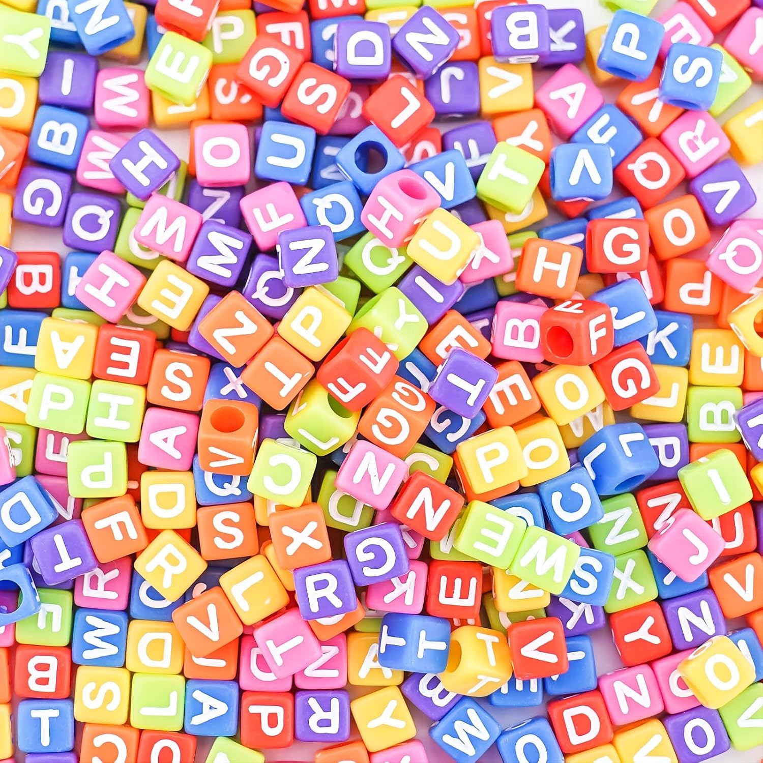 800Pcs Colorful and White Square Letter Pony Beads A-Z, 6X6mm Acrylic Cube Alphabet Beads for DIY Craft Making