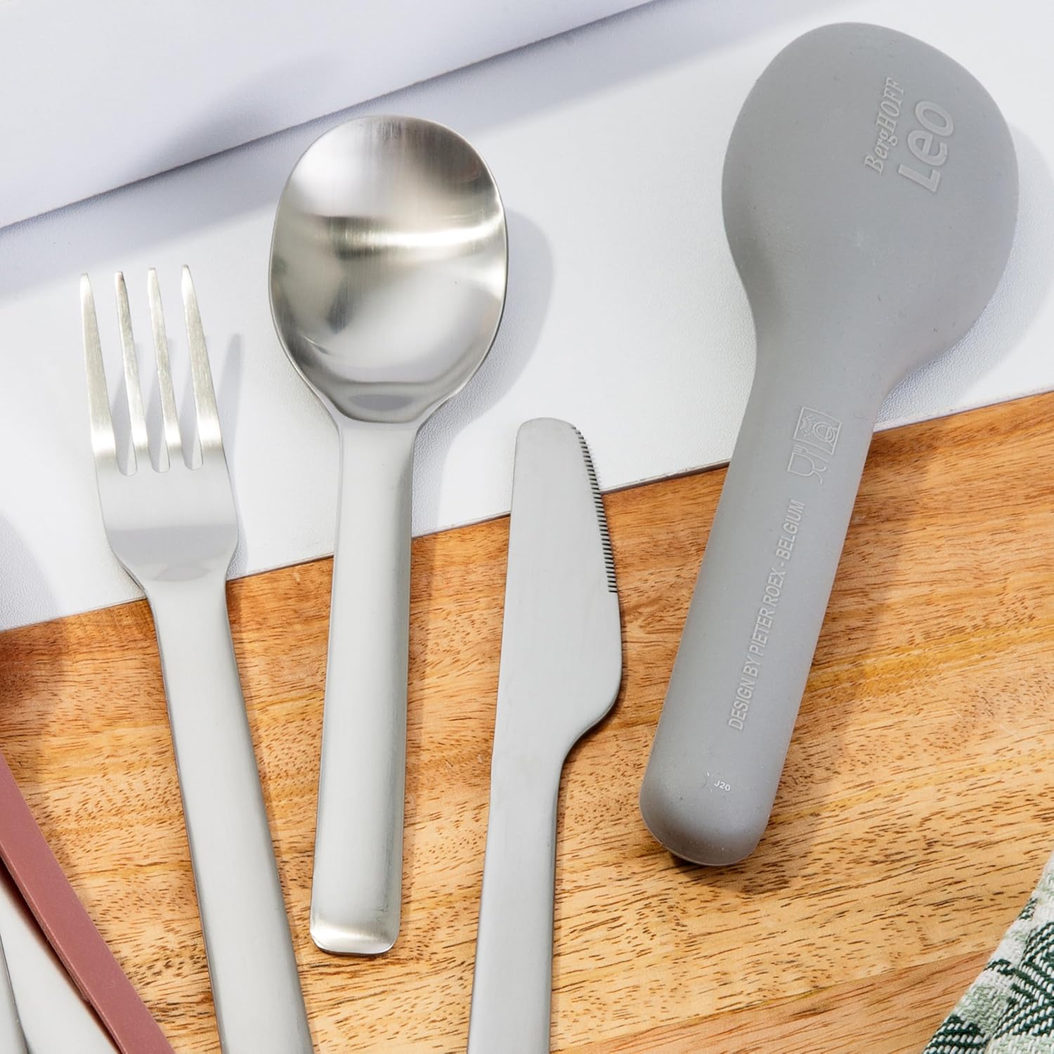BergHOFF Leo 18/10 Stainless Steel 4Pc Reusable Travel Flatware Set Knife Spoon Fork Sleeve with Silicone Sleeve Dishwasher safe, Grey