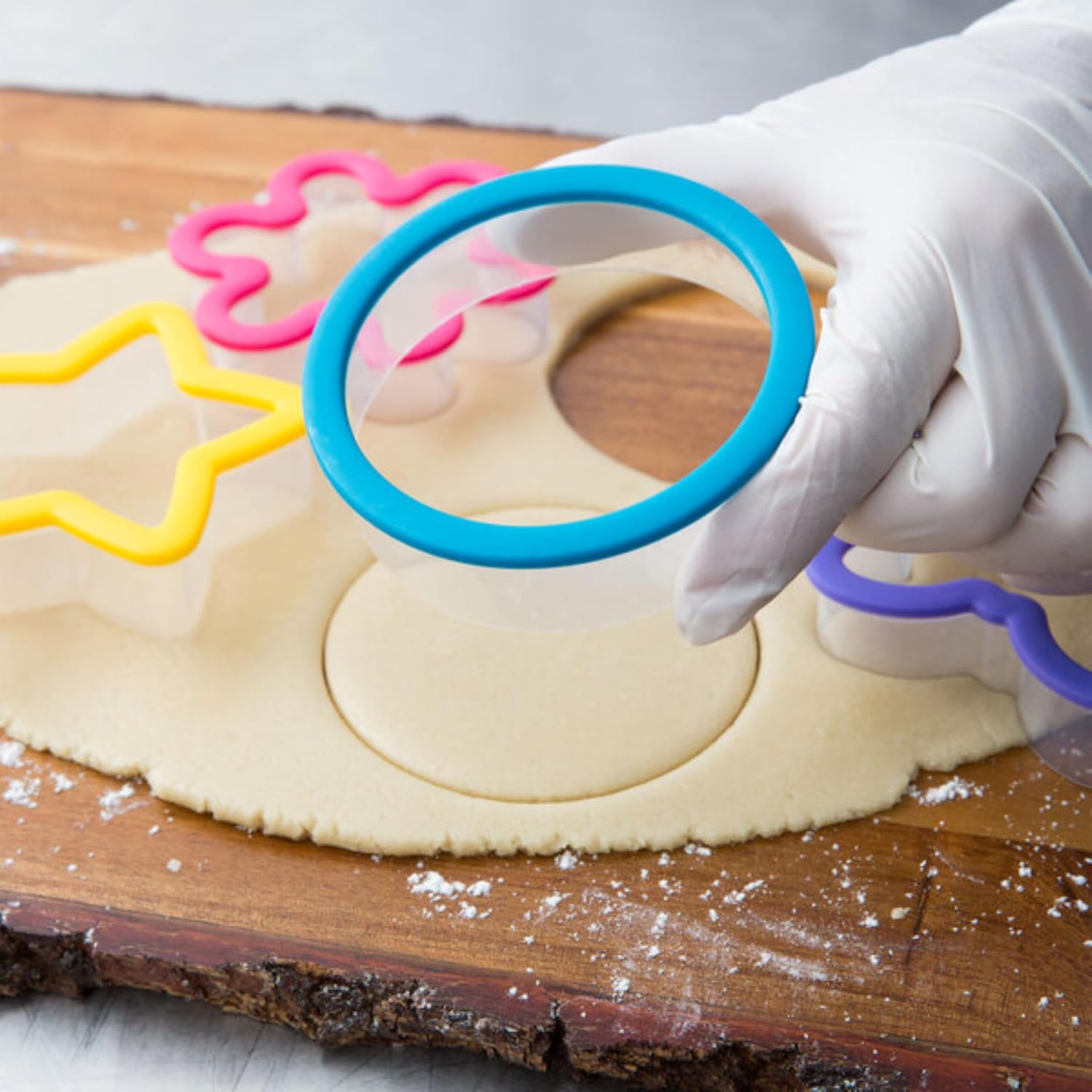 Wilton Comfort Grip Cookie Cutter Set, Assorted, 4-Piece