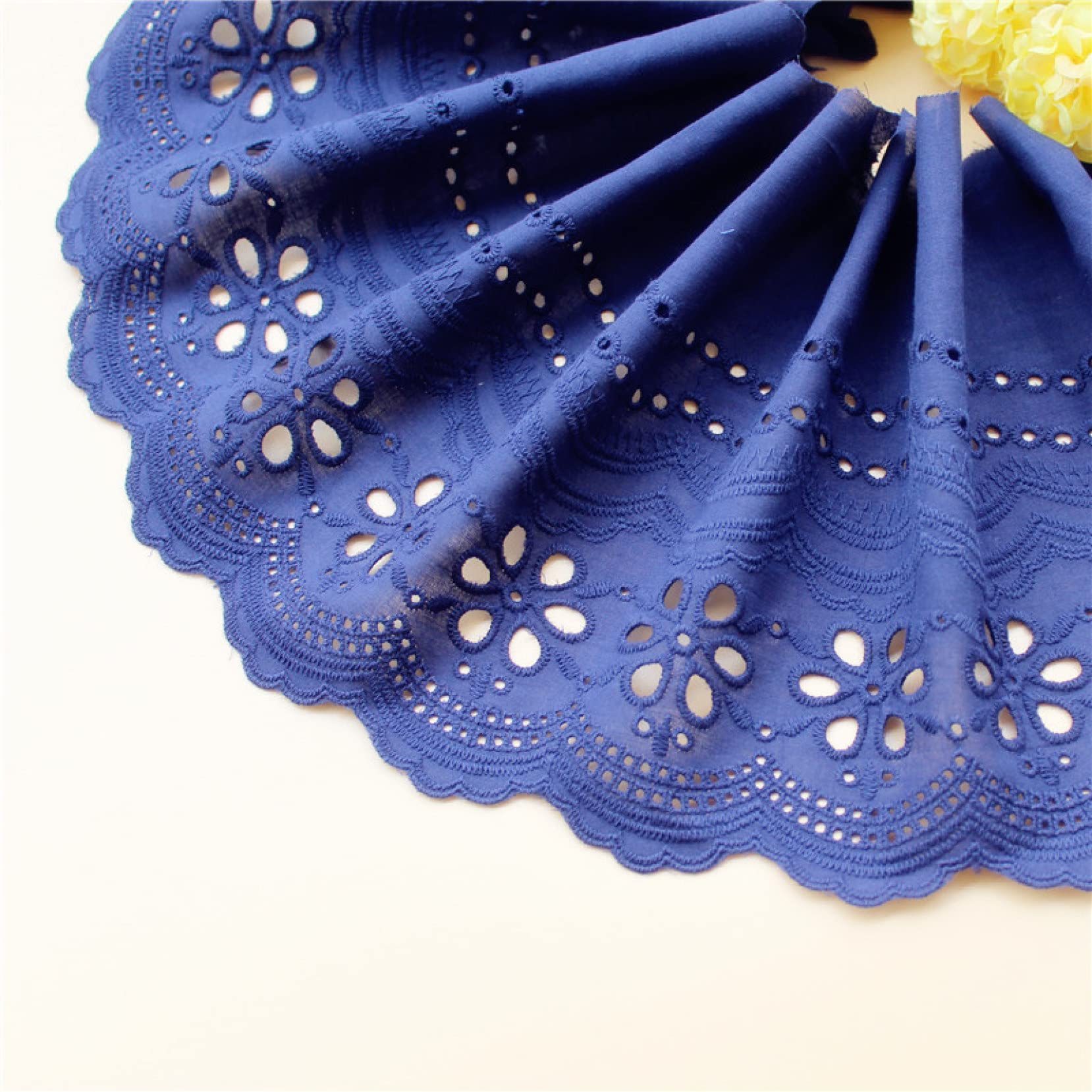Tissu Dentelle Bleue Avec Bordure Décorative - Largeur Moins De 45 Pouces - Neuf