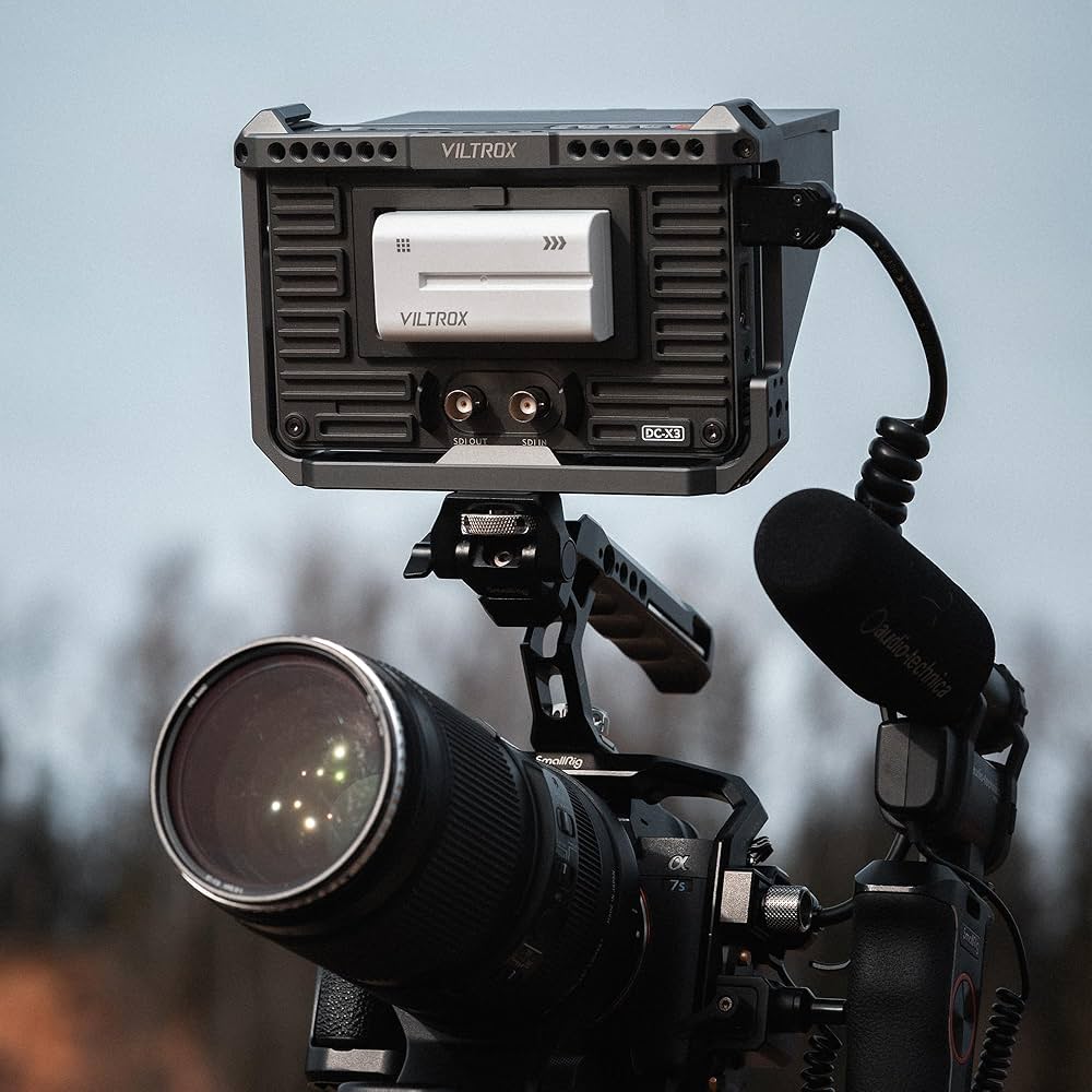Amazon.com : VILTROX SDI Camera Field Monitor DC-X3, 2000