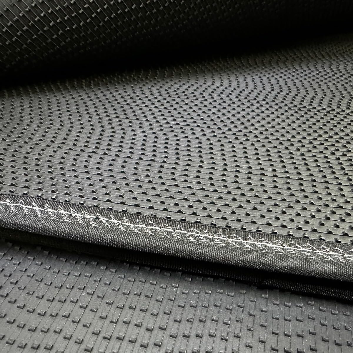 SERIE 4 TAPPETI - TAPPETINI IN MOQUETTE NERI PER PANDA DAL 2003 AL 2012 con battitacco cucito e Striscia antiscivolo