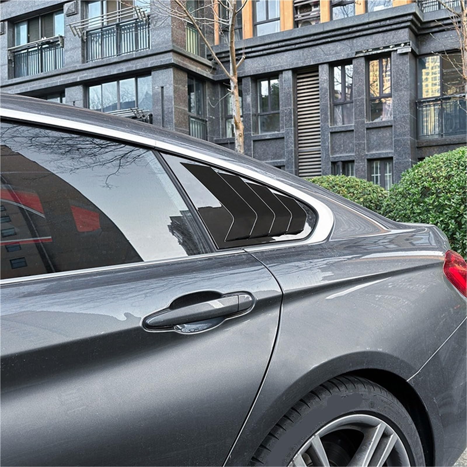 Pasuje do BMW serii 4 F36 2014-2020 Tylna szyba boczna kratka wentylacyjna żaluzja osłona żaluzji naklejka ozdobna akcesoria samochodowe(Glossy Black)