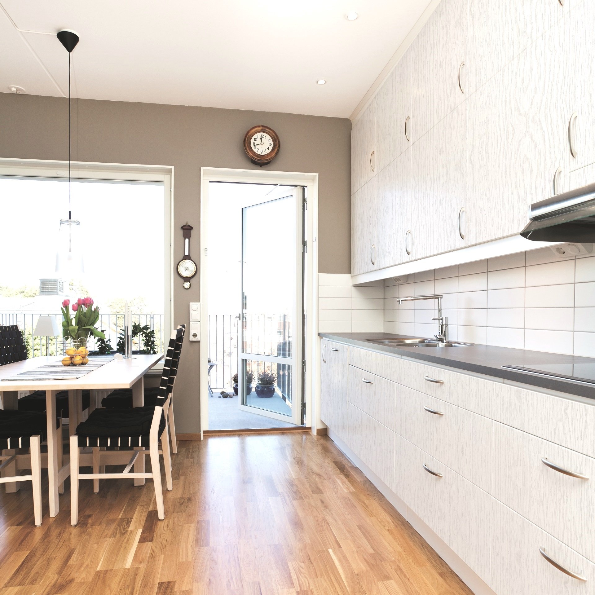 d-c-fix pellicola adesiva per mobiliWhitewood 90 cm x 15 m – pellicola decorativa lavabile e autoadesiva per cucina, armadio, tavolo & davanzale – moderna & sostenibile