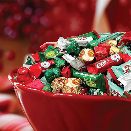 Miniatura 3 de Surtido de dulces de Navidad  Delicias mezcladas de chocolate populares, envueltas individualmente, paquete a granel de 3 libras (alrededor de 160