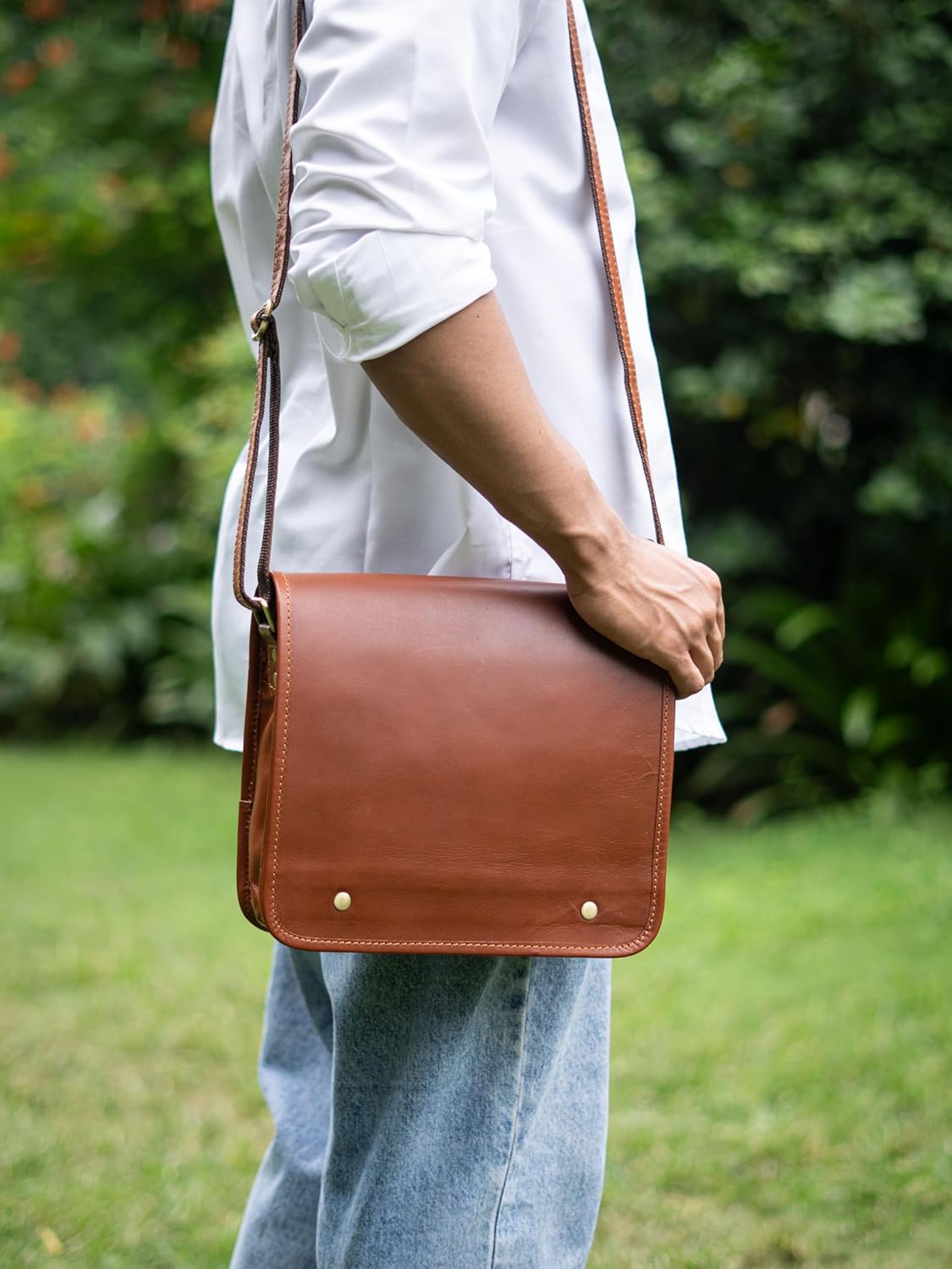 Satchel And Fable Leather cross body Shoulder I pad Messenger full flap Bag 11 Inch