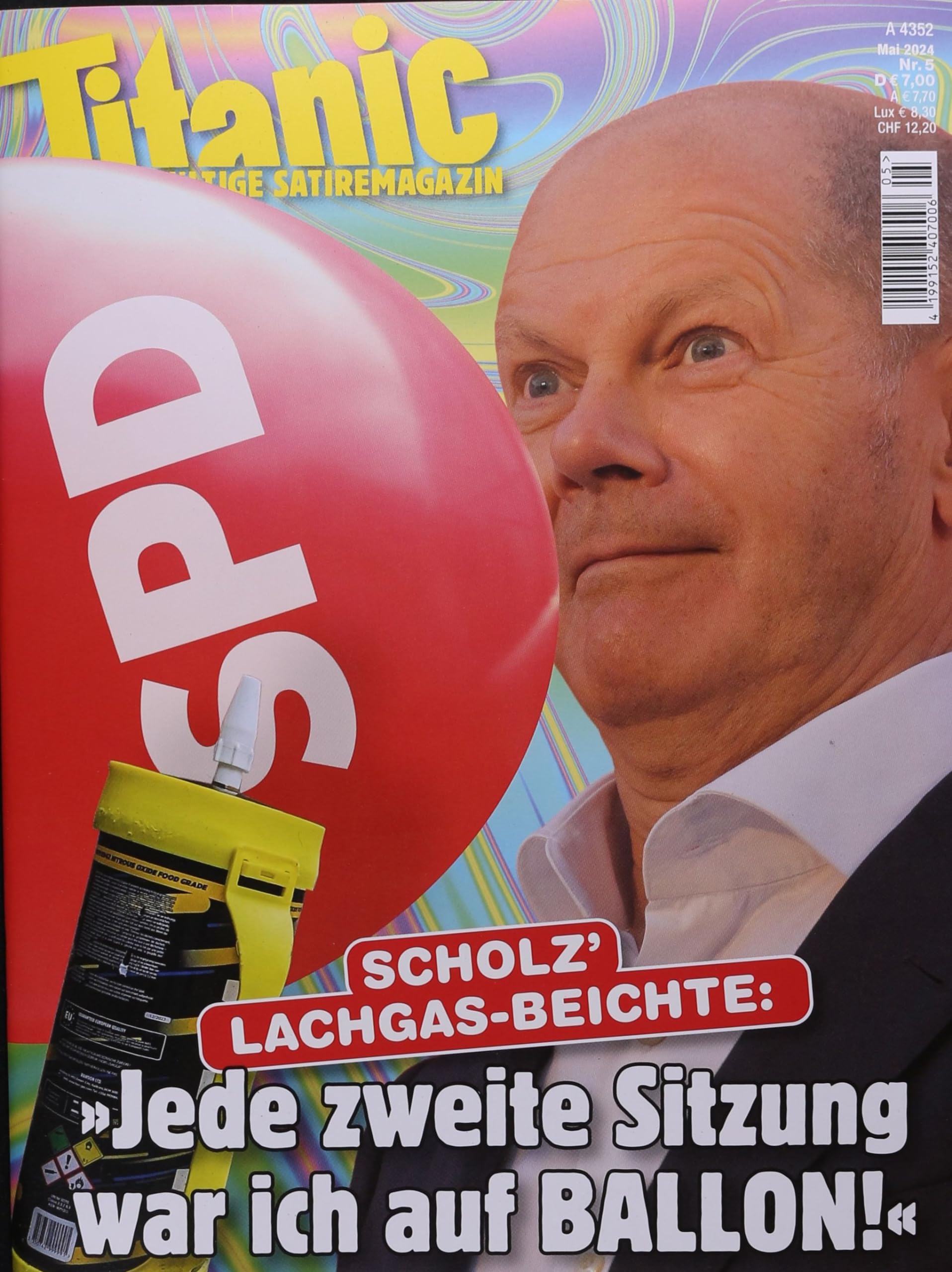 Cover of Titanic, Mai 2024