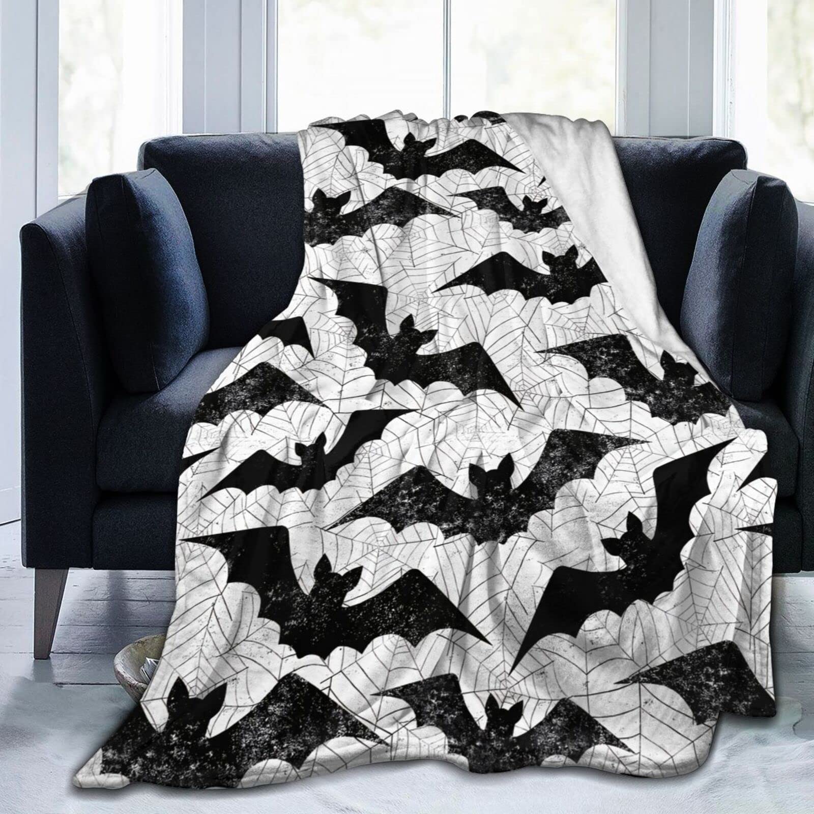 Lsjuee Bats Throw Blanket Funny Halloween Theme Blankets Lightweight Soft Cozy Flannel Fleece Blanket for Sofa Couch Bed Home Decor 80"X60"