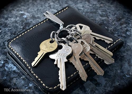 Miniatura 8 de TEC Accessories UFO - Organizador de llavero de titanio (8 agujeros), organizador de llaves EDC para personalización de llavero, bolsillo y llavero
