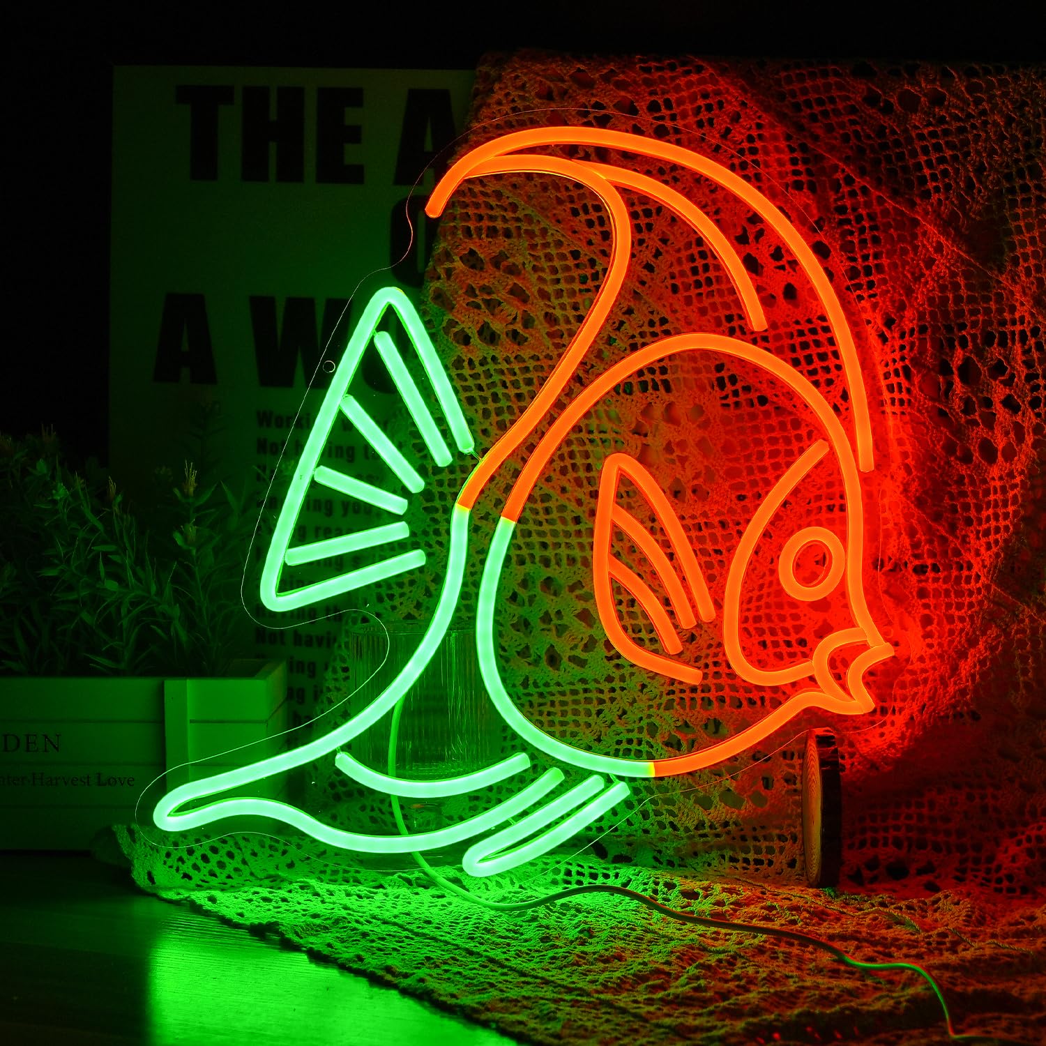 Amazon.co.jp: 魚ネオンサイン オレンジ グリーン ファットヘッド 魚