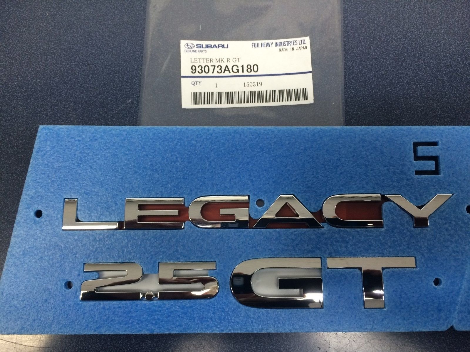 Subaru Emblem - 93073AG180 product thumbnail 2