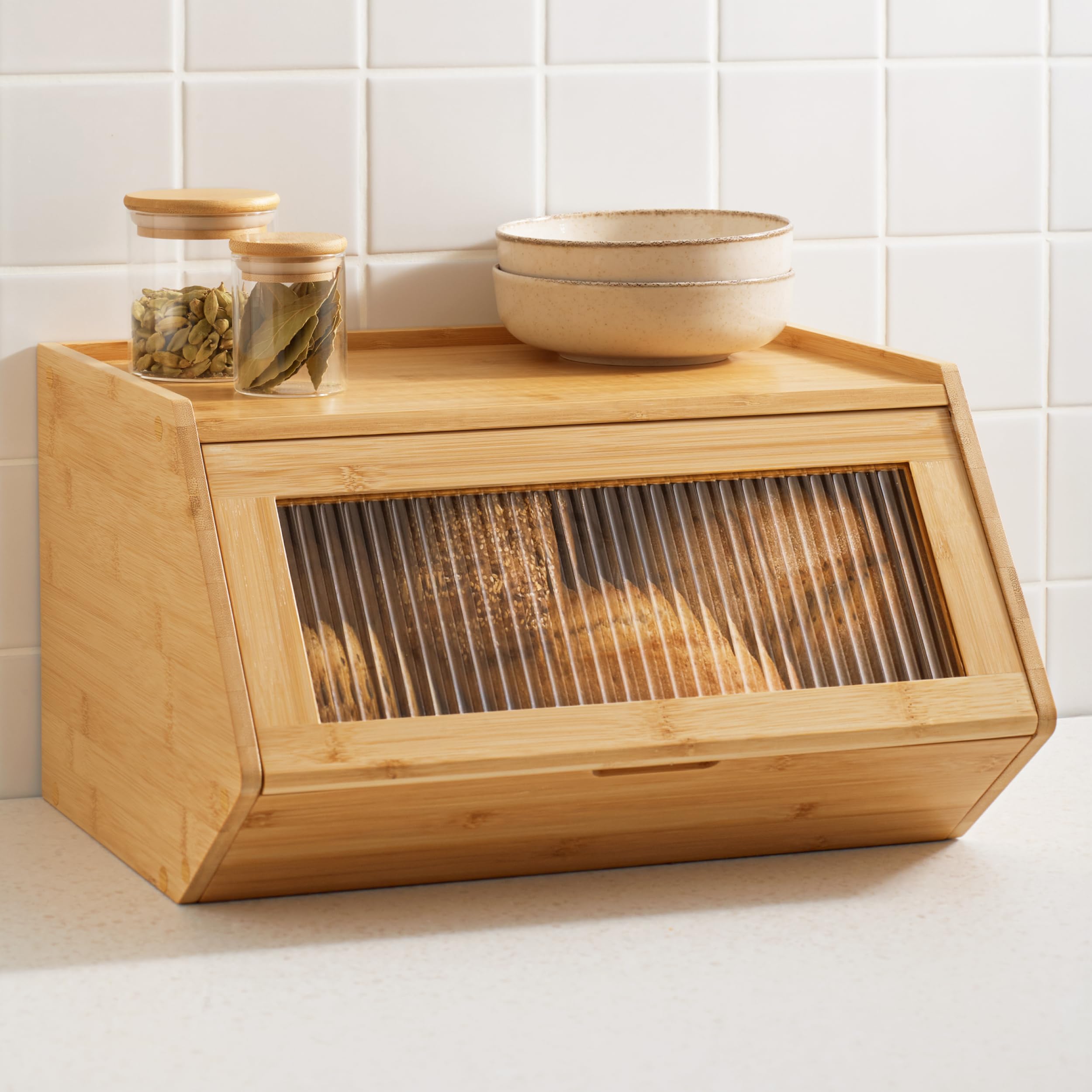 Praknu Wooden Bread Bin – Large Bread Box 40x33 cm with Extra Shelf – Robust Bread Storage & Bread Bins for Kitchen – Space-Saving Breadbin that Keeps Bread Fresher for Longer