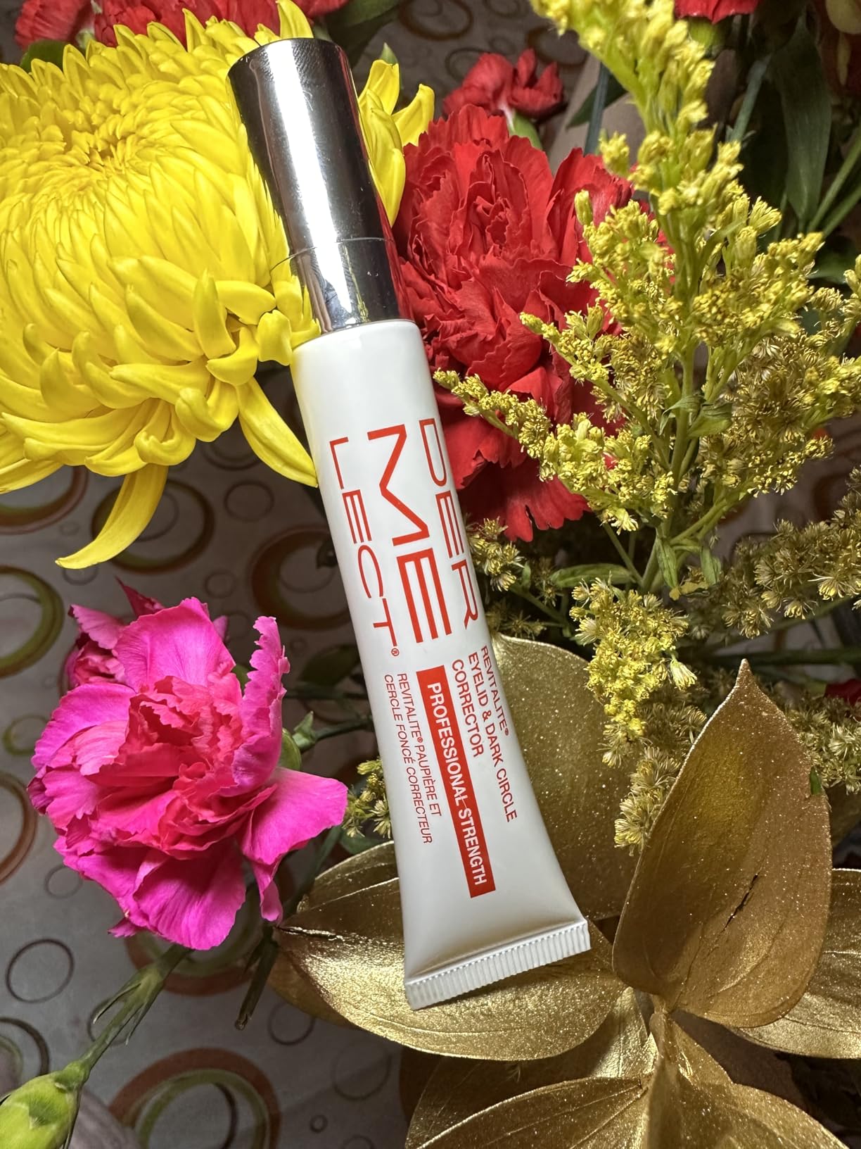 Dermelect Revitalite Eyelid & Dark Circle Corrector- Professional Strength, Anti-Aging Eye Cream with Peptides, Brightening & Tightening Ingredients- Dark Circles, Puffiness, Droopy Eyelids & Wrinkles