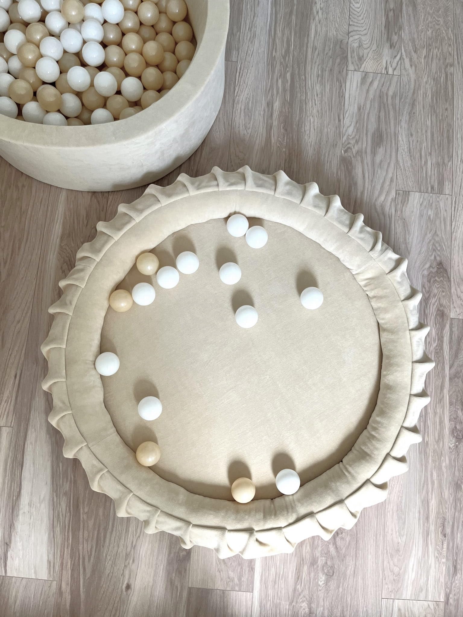 Creme Babynest aus Velvet mit abnehmbarem Baumwollbezug 105 cm Waschbar Sicherer und Komfortabler Schlafplatz für Babys