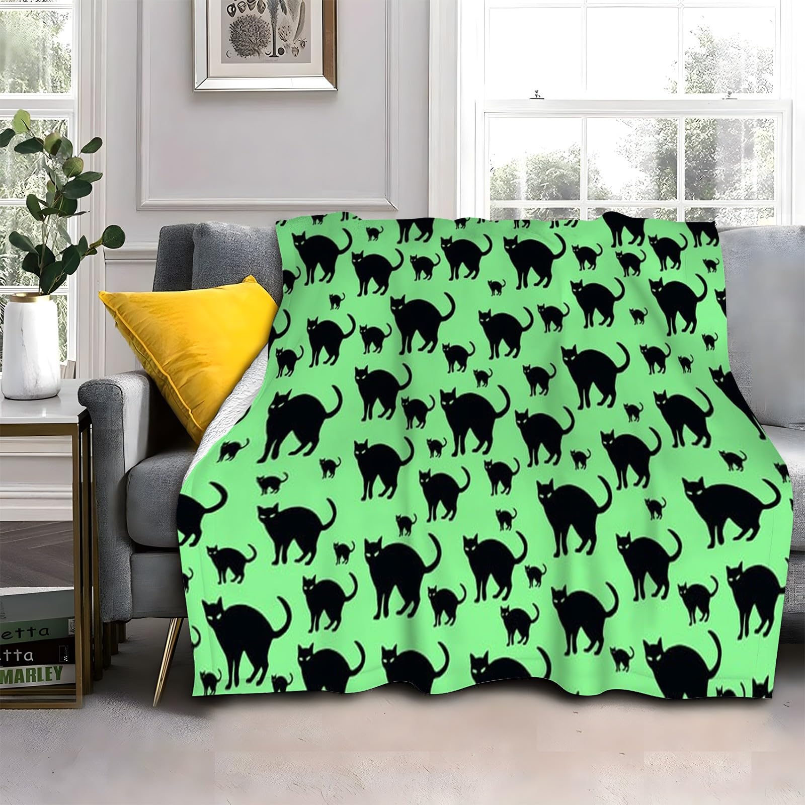 LLSZAHD Black Cat Fleece Blanket, Green Throw Blanket, Soft Warm Fuzzy Washable Blanket for Sofa, Chair, Lap, Travel, Pets, excellent gift (40"x60")