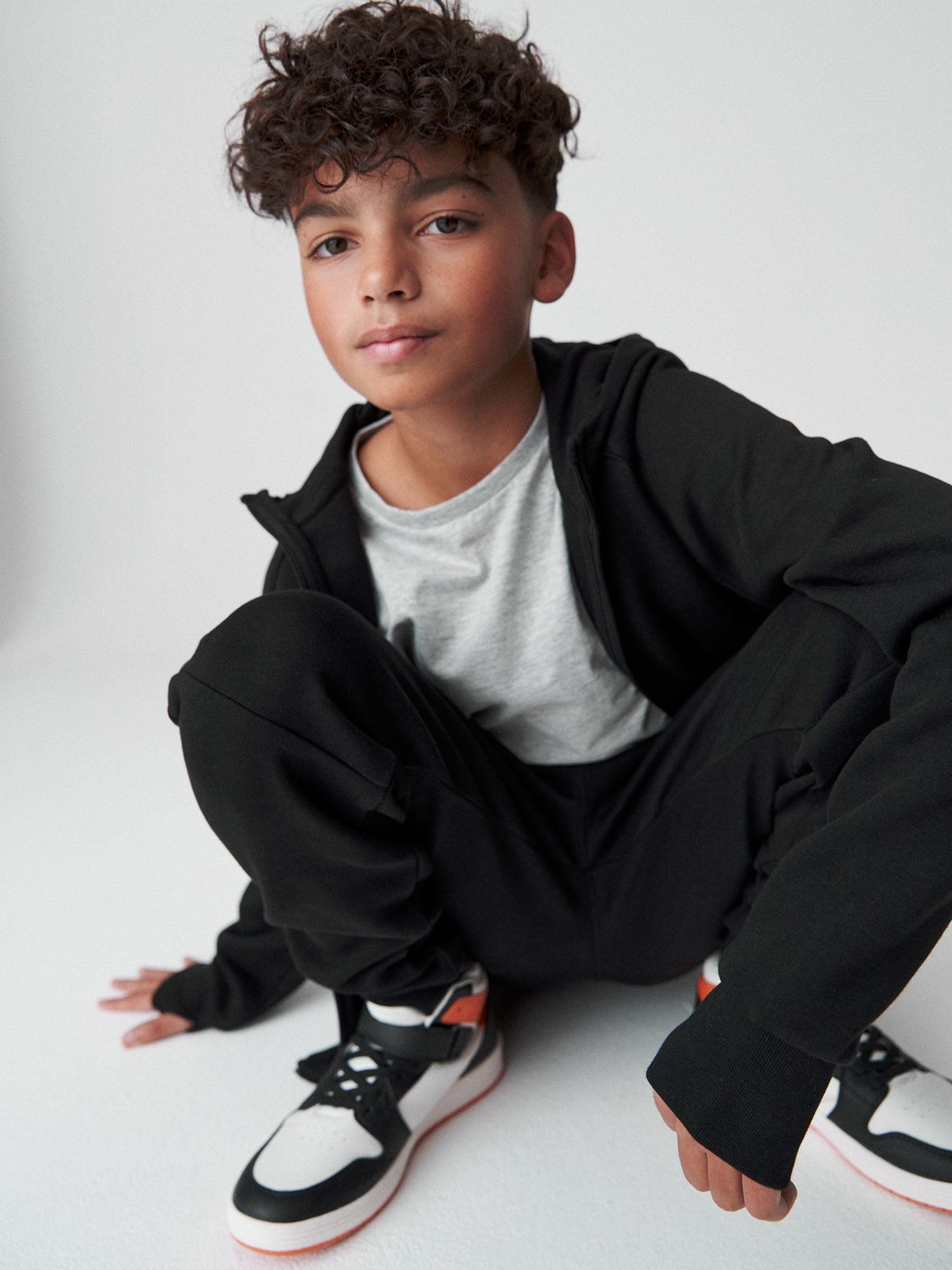 NEXT Jungen Tech Sportswear Kapuzensweatshirt und Jogginghose im Set 98-176