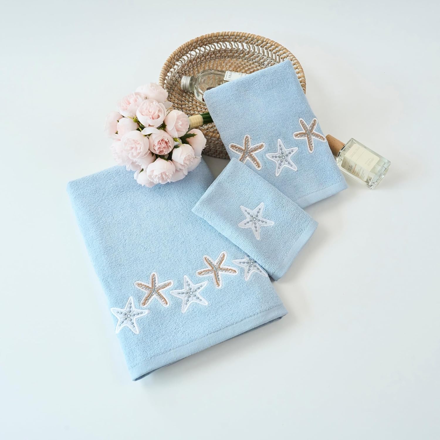 Marina Decoration Premium Luxury Decor Ultra Soft 100% Cotton Embroidered Bathroom Modern 3 Piece Towel Set, Starfish with Blue Base Pattern