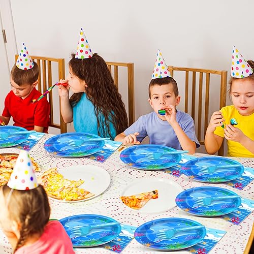 Miniatura 7 de Juego de 96 piezas de suministros de fiesta temática de delfín oceánico, servilletas, tenedores, papel desechable, postre, pastel, vajilla azul bajo