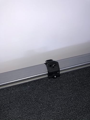 Miniatura 9 de Lund Boats Quick Clip Sport Track FenderBumper Hanger