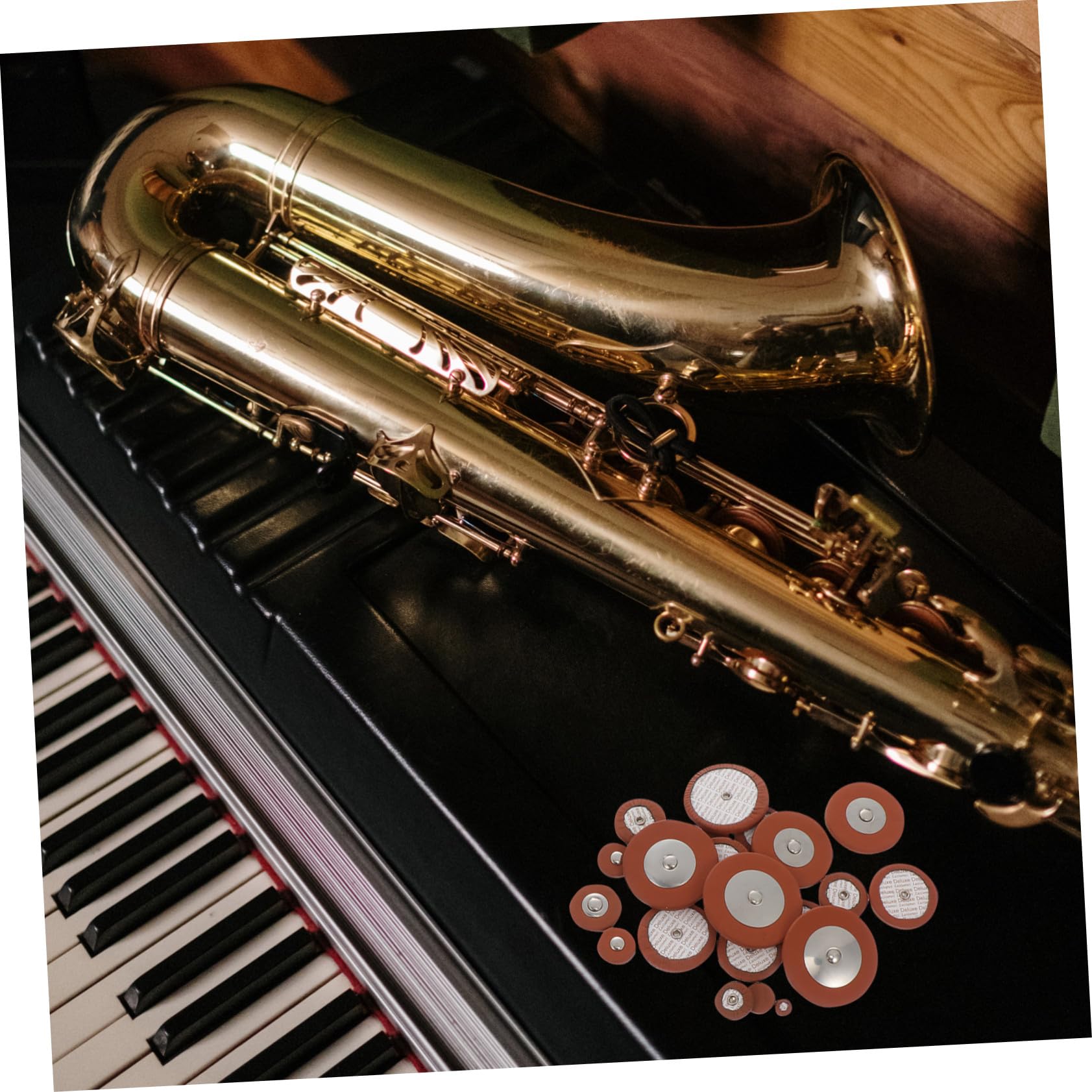 INOOMP Altsaxophon Reparaturset aus Metall mit Schalllochpolster und Schraubenfedern für Musiker zur Wartung und Ersatz Beschädigter Teile Zufällige Farbe