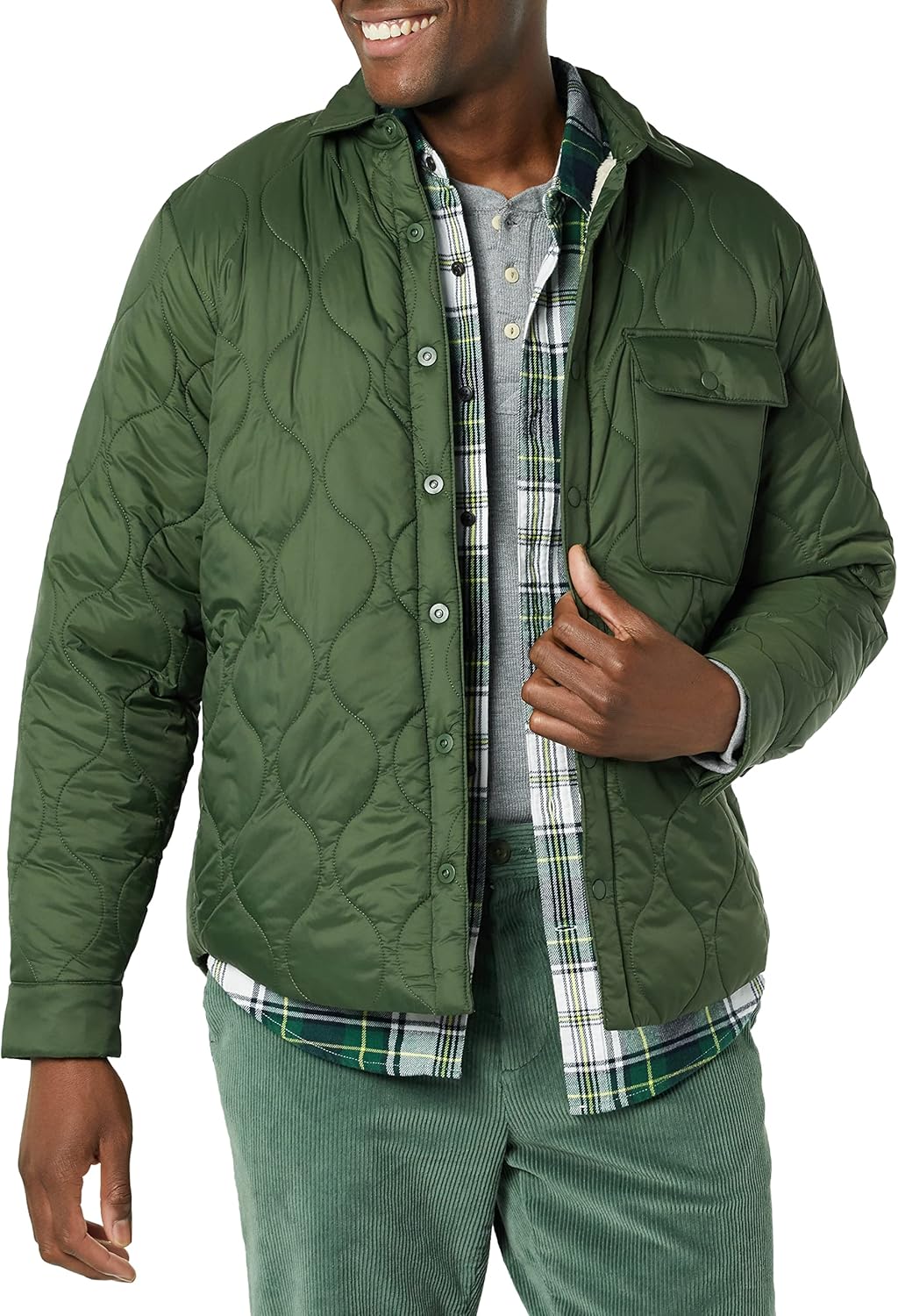 Amazon Essentials Chaqueta Camisera Acolchada con Forro de Sherpa Resistente al Agua Hombre