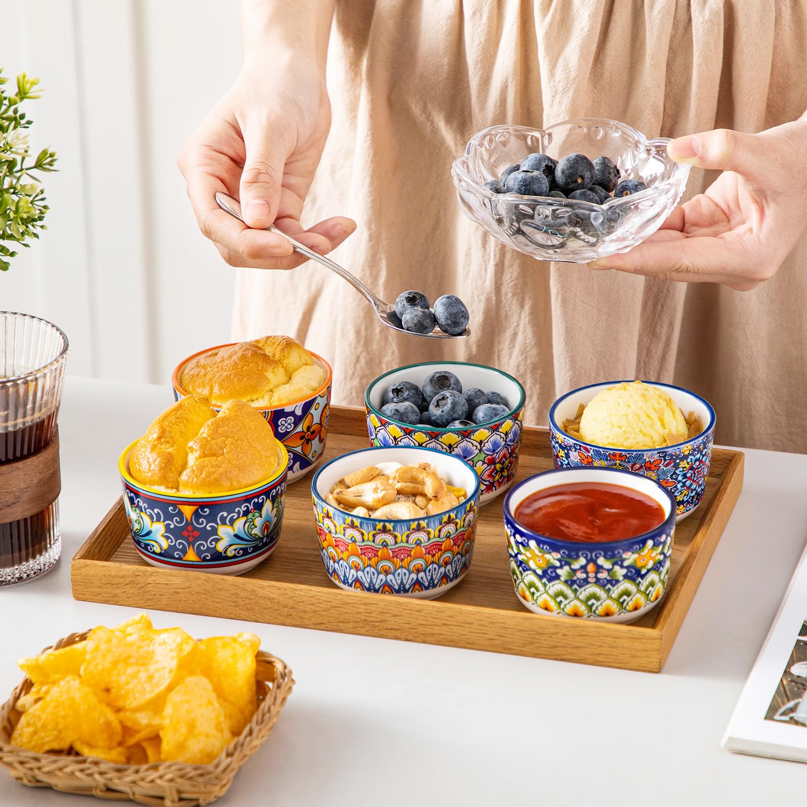 vancasso Ramequins Lot, 6 X 120 ML Ramequins et Moules à Soufflés en Porcelaine, Ramequin Creme Brulee pour Muffin et Gâteau, Ramequin Four à Crème, Sauce, Fruit, Ø8 CM - Style Bohème