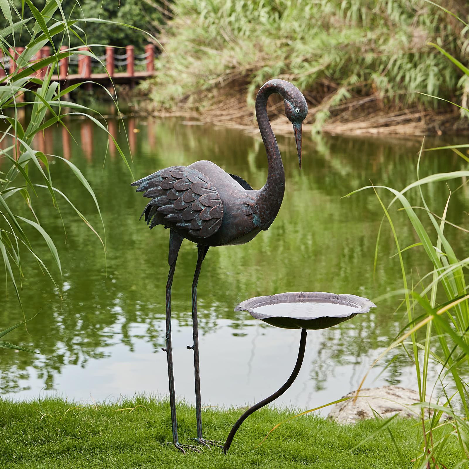 Kranich-Vogeltränke aus Metall, 91,4 cm hoch, Vogeltränke für den Außenbereich, Vogelfutterspender für den Außenbereich | Reiher-Gartenstatuen mit Vogeltränke, Vintage-Vogeltränke für Garten, Terrasse, Rasen-Dekoration
