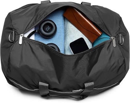 Amazon Essentials Duffel Bag for Travel and Sports, 20-inch Foldable Packable Nylon Bag with Multiple Zippered Pockets, 35 lb Weight Capacity, Collapsible for Easy Storage, Blac0